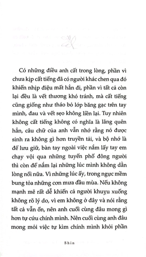 dường như hạnh phúc bỏ quên mình