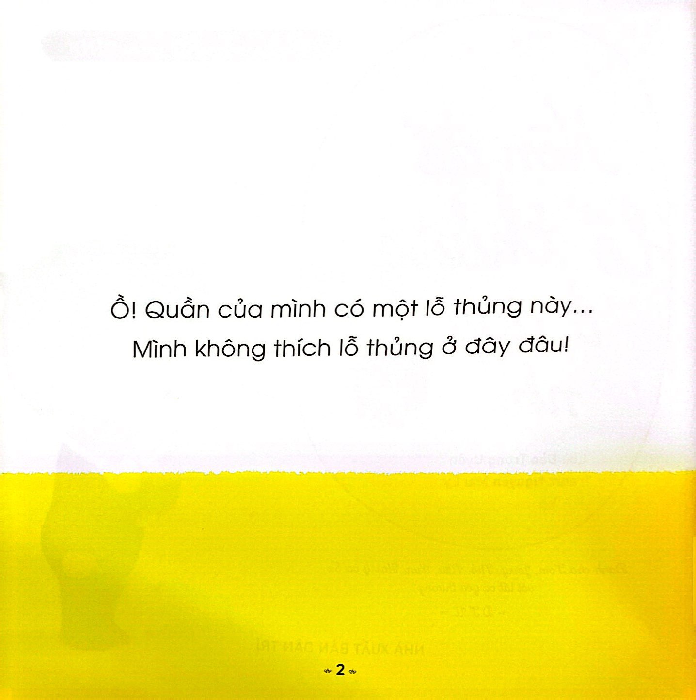 em bé trong gia đình - nên để lỗ thủng ở đâu nhỉ?