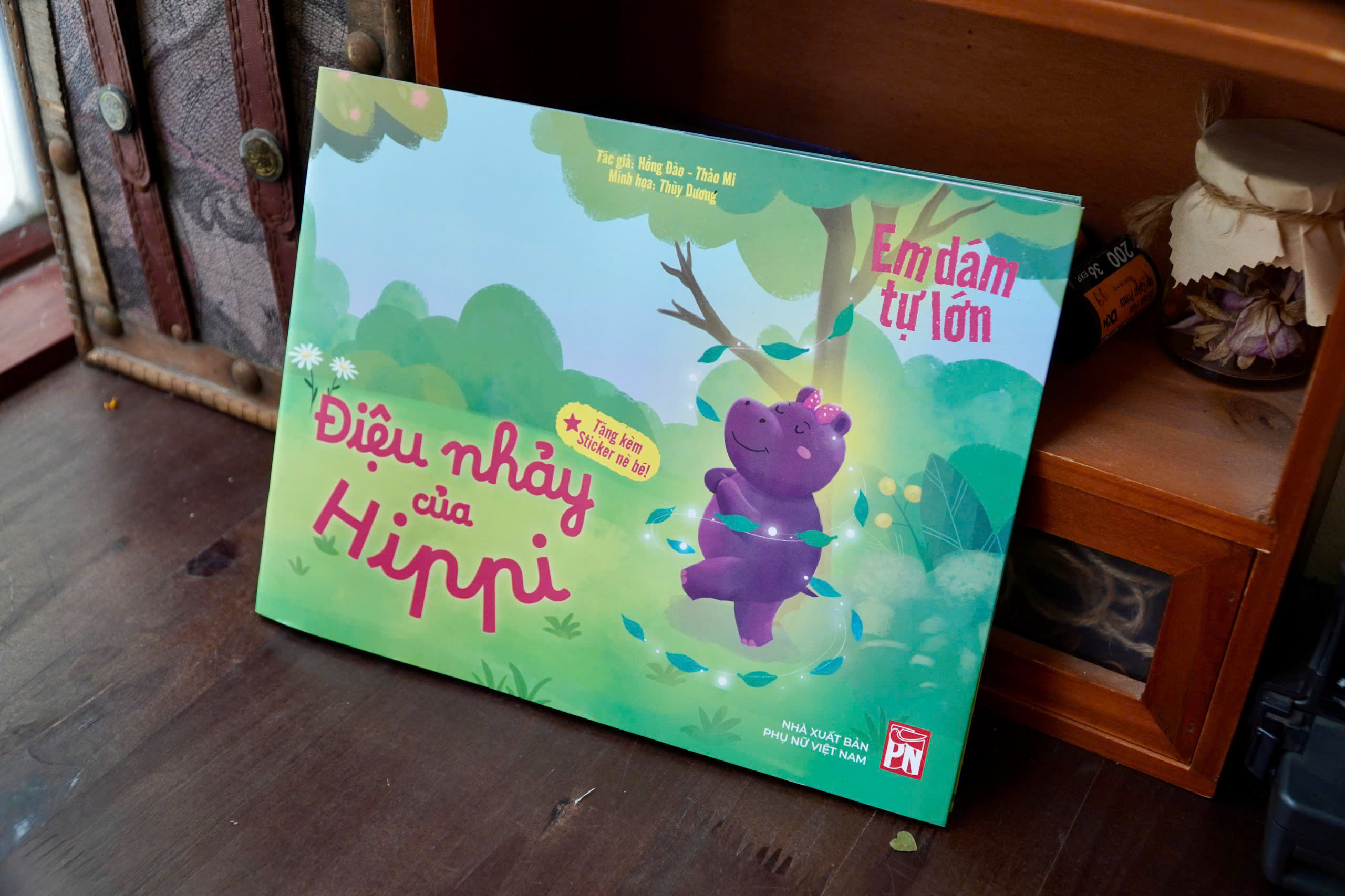 Em Dam Tu Lon - Dieu Nhay Cua Hippi