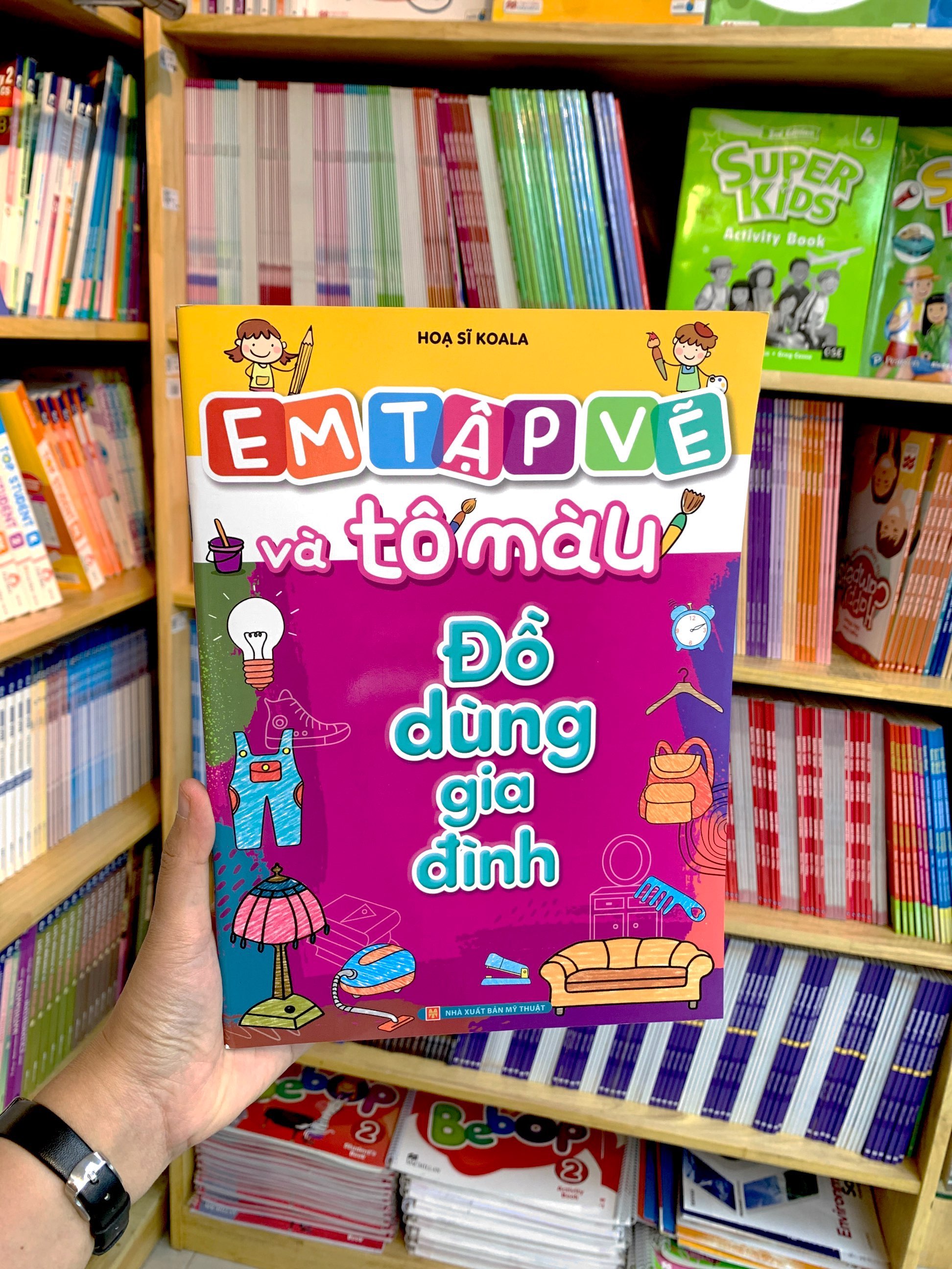 em tập vẽ và tô màu - đồ dùng gia đình