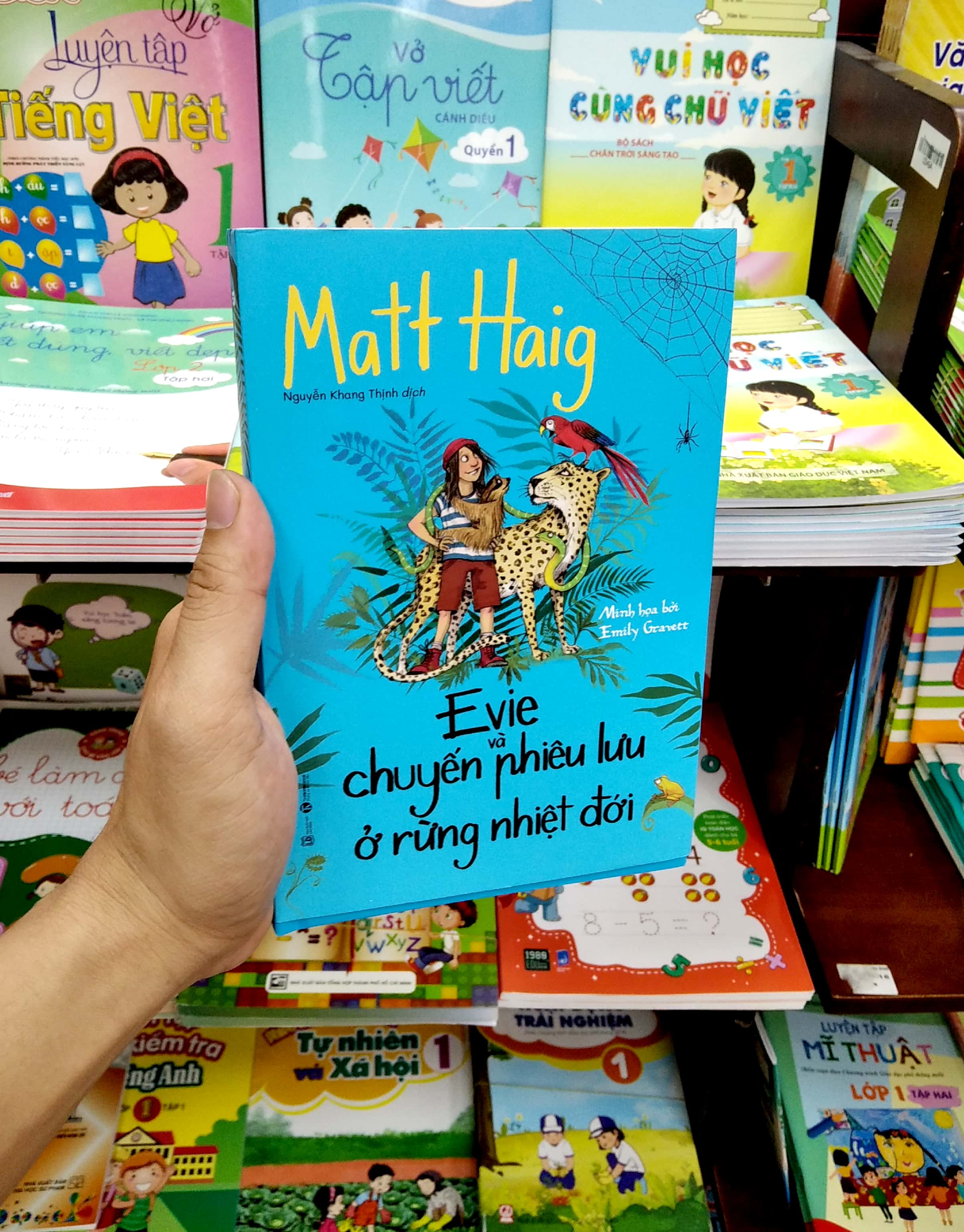 evie và chuyến phiêu lưu ở rừng nhiệt đới