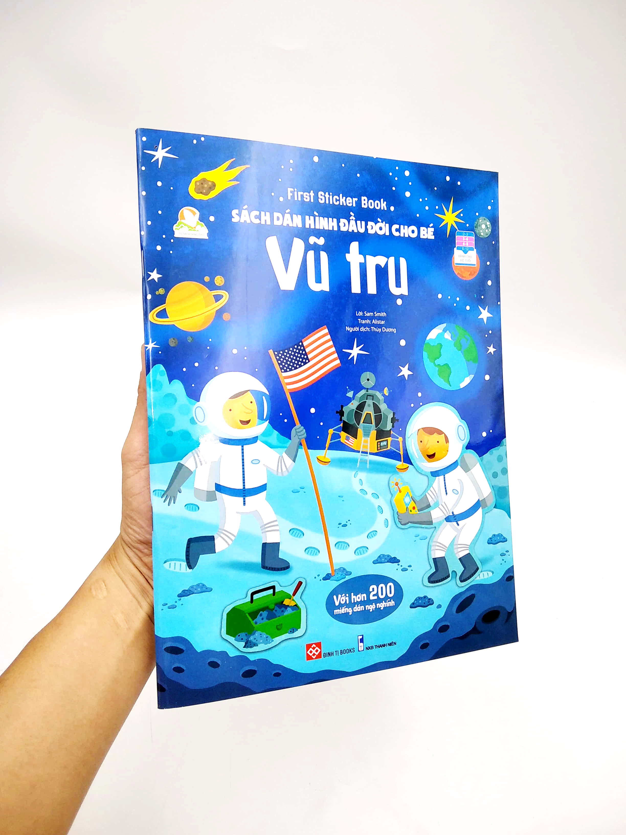 first sticker book - sách dán hình đầu đời cho bé - vũ trụ