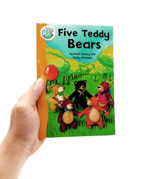 five teddy bears (tadpoles)