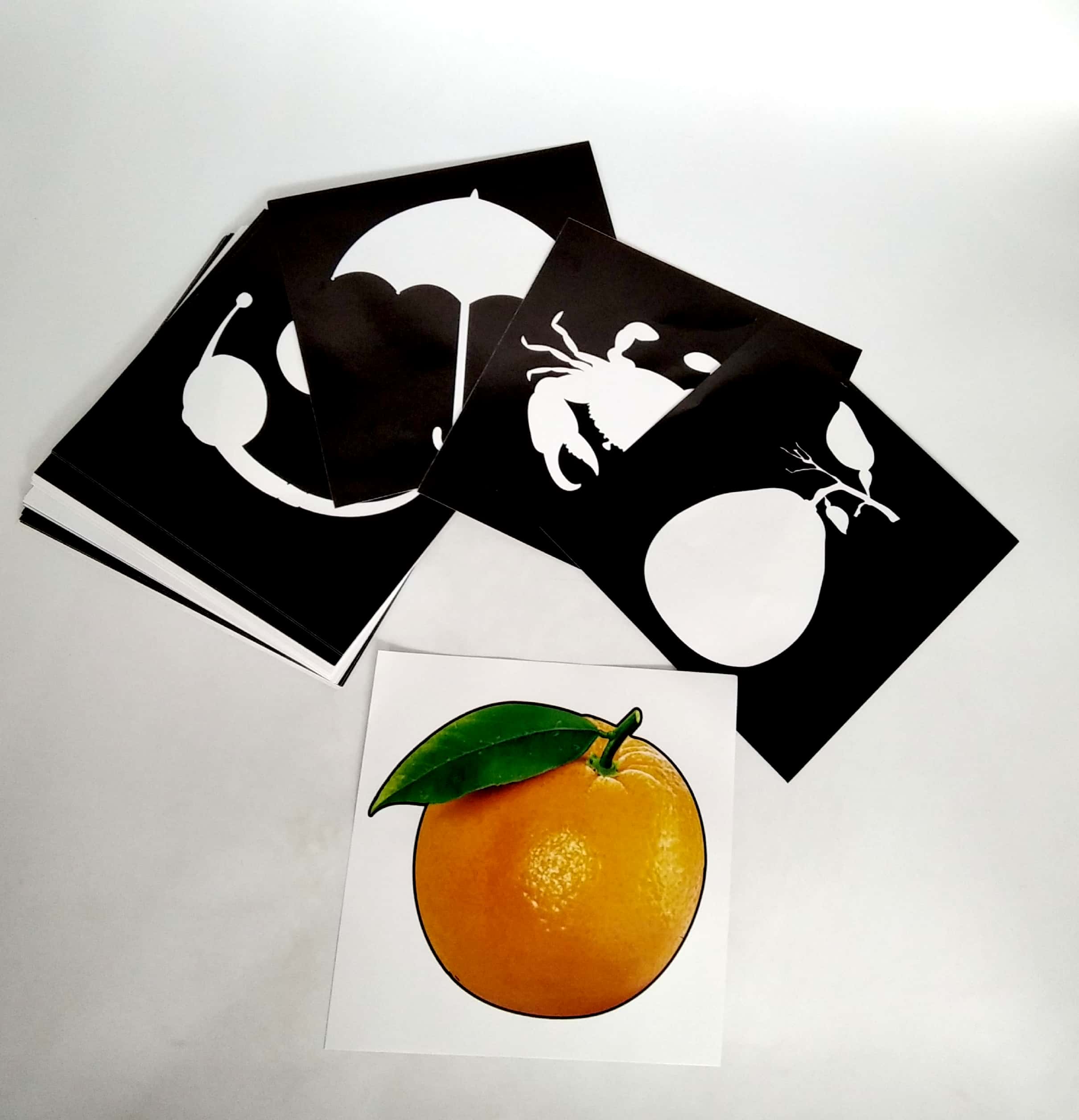 flashcard kích thích thị giác cho trẻ sơ sinh - 60 thẻ dán tường đen trắng 1