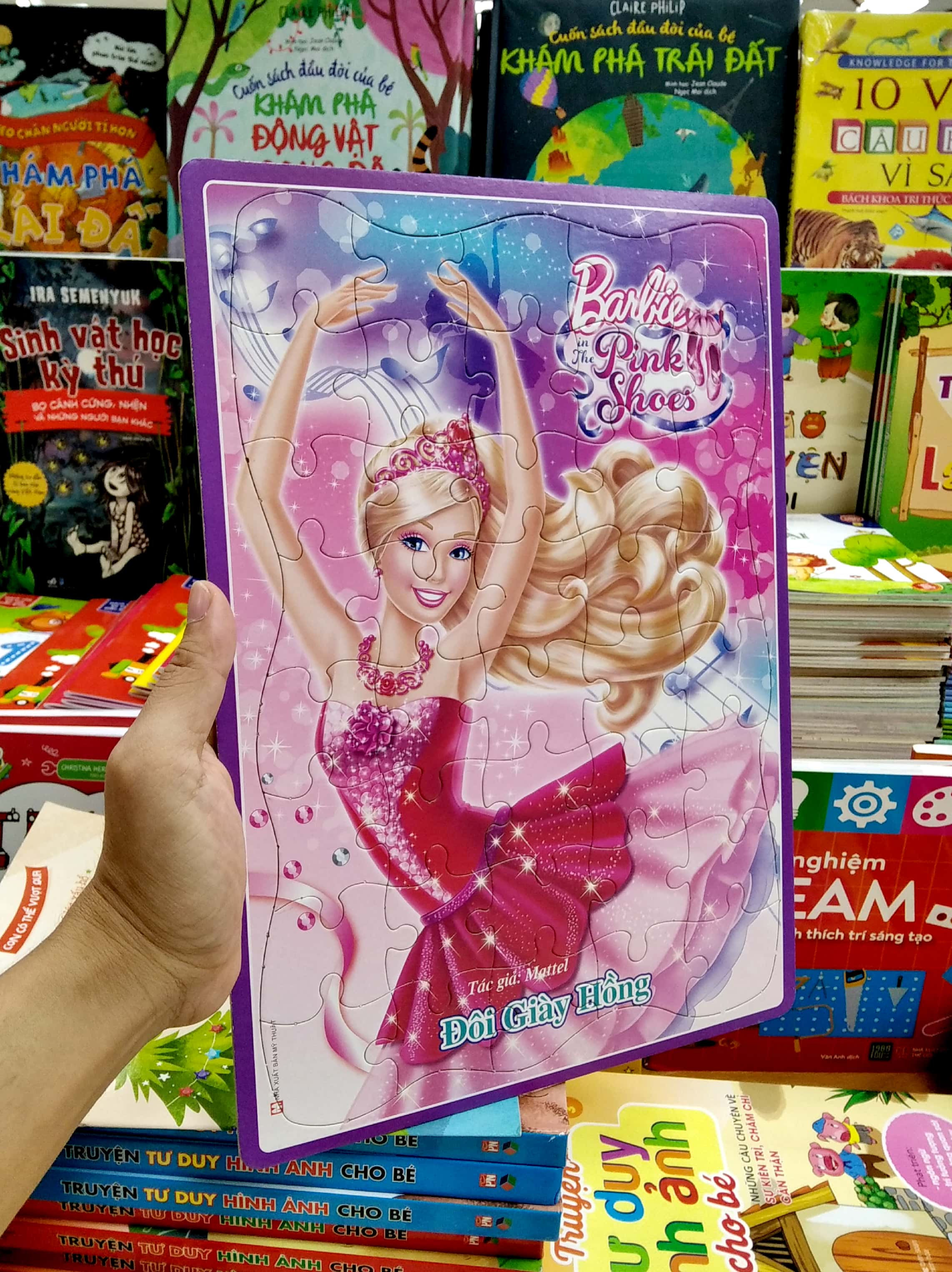 ghép hình - đôi giày hồng