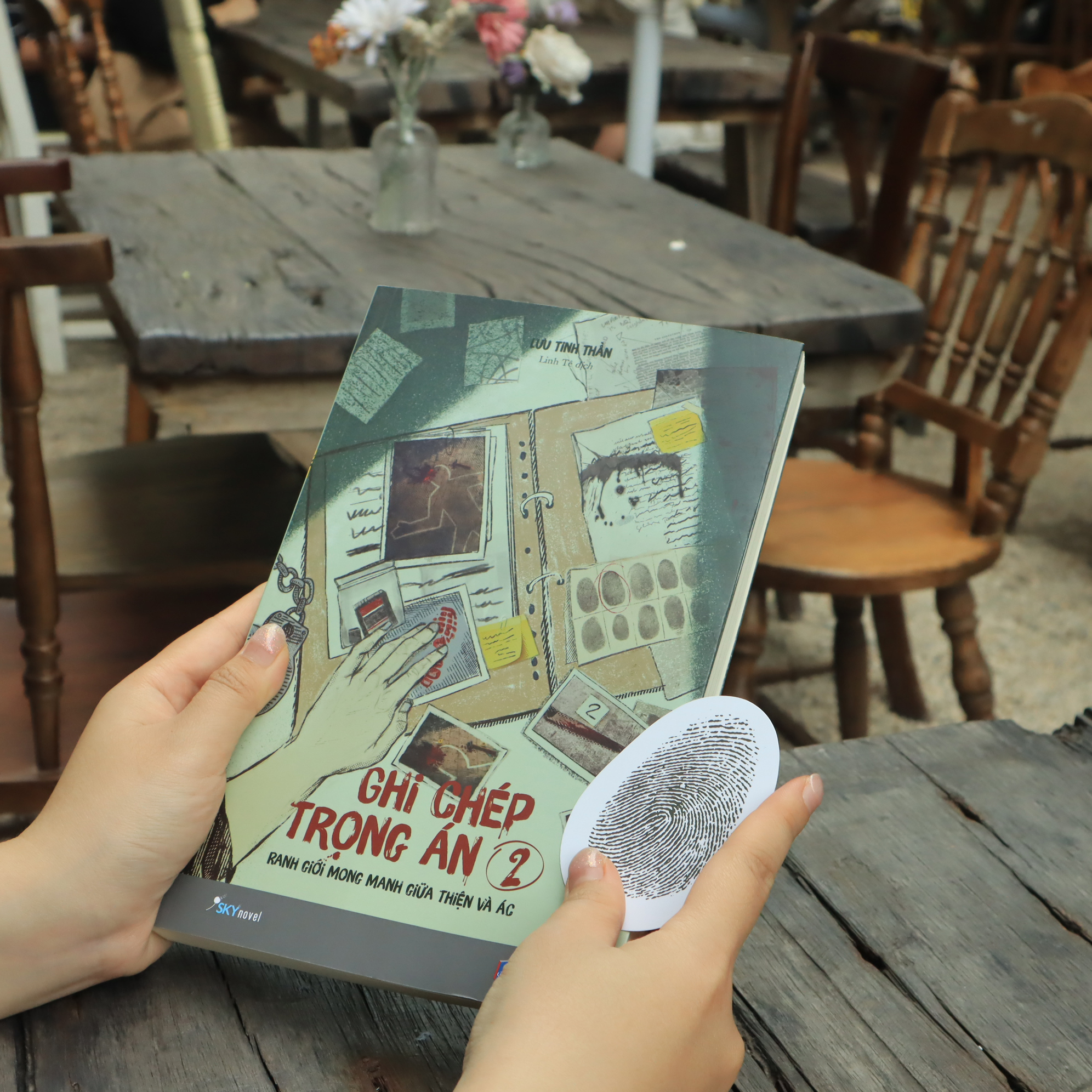 ghi chép trọng án - tập 2 - ranh giới mong manh giữa thiện và ác - tặng kèm bookmark + postcard