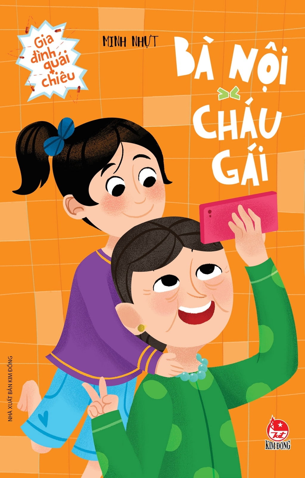 gia đình quái chiêu - bà nội-cháu gái