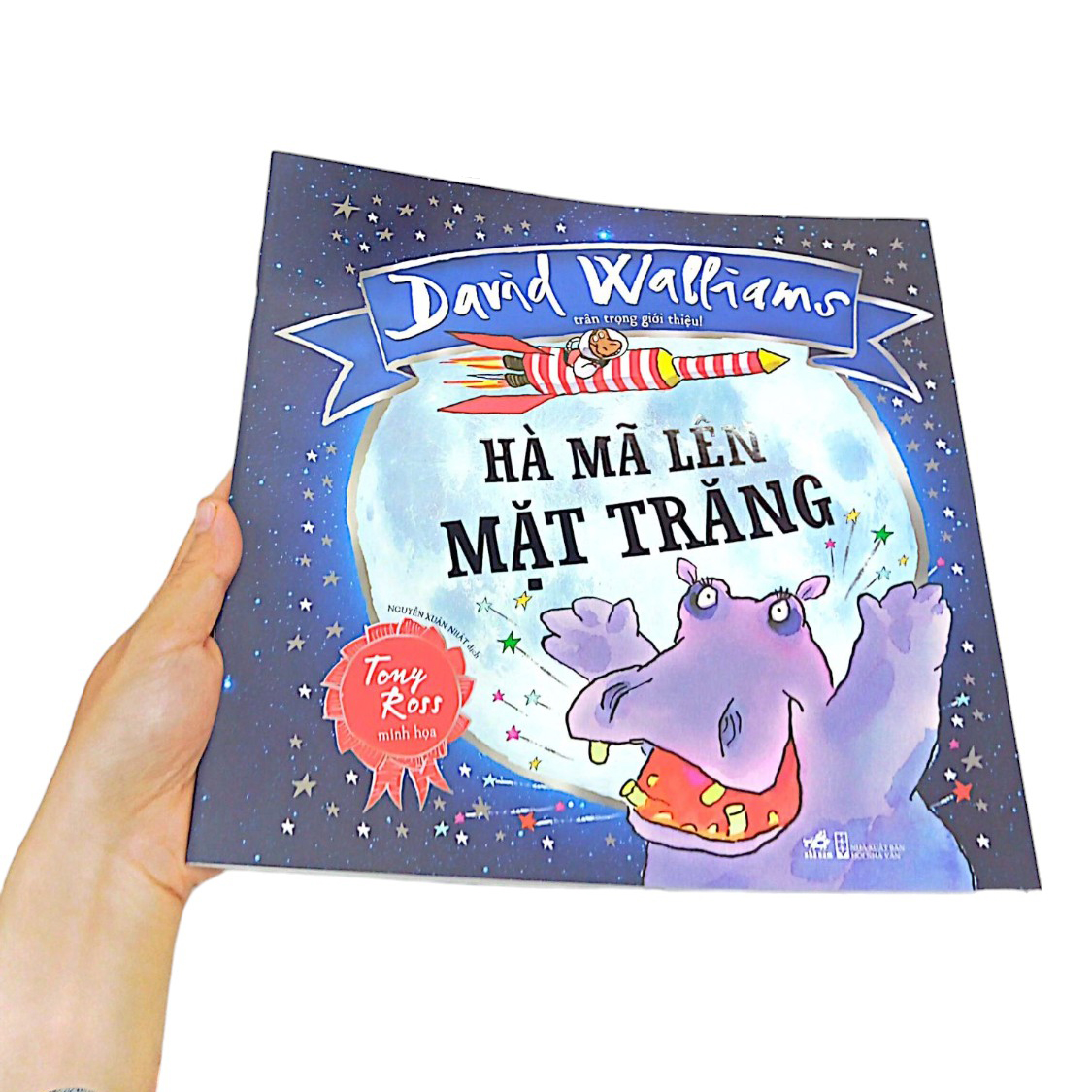 hà mã lên mặt trăng