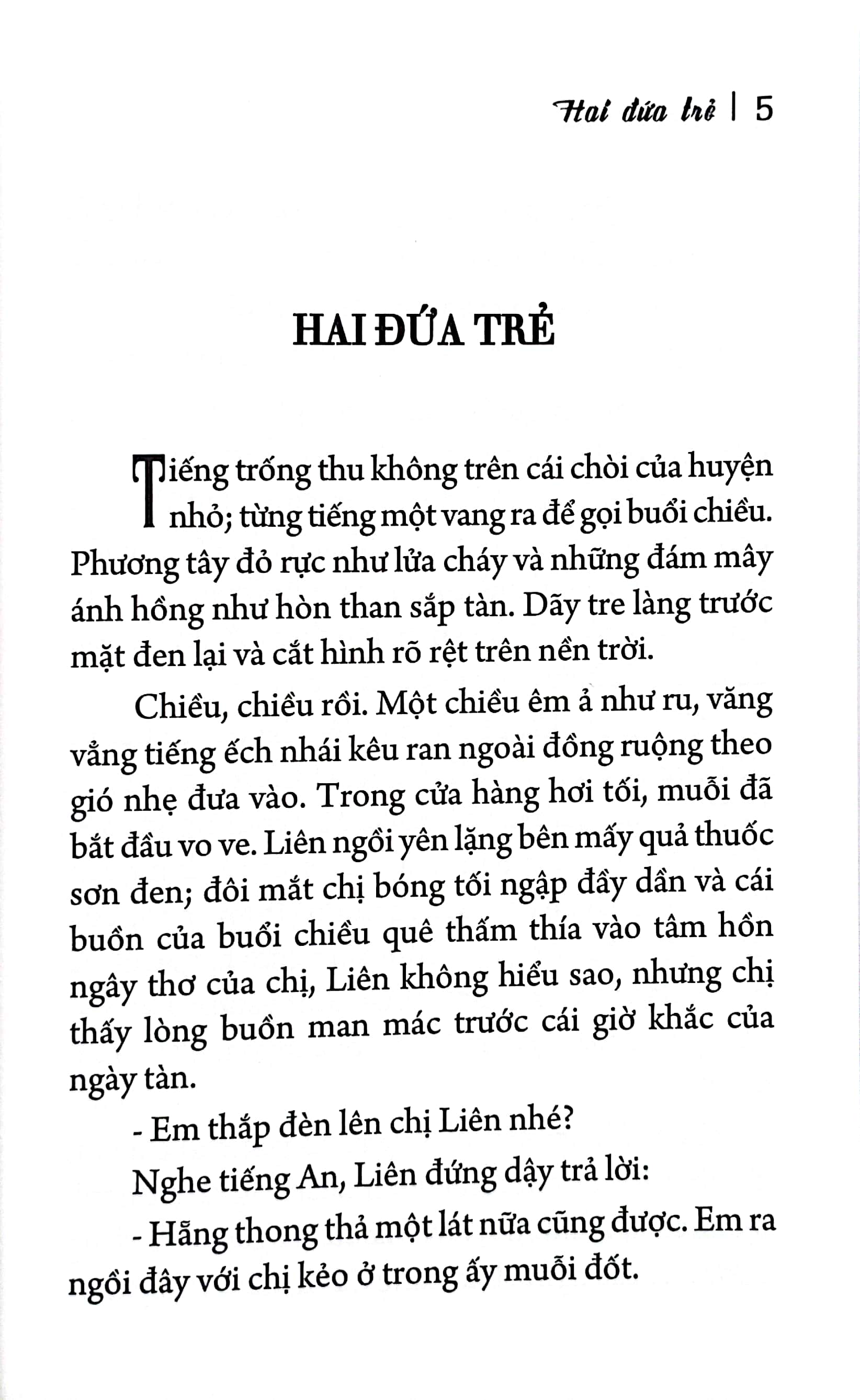 hai đứa trẻ