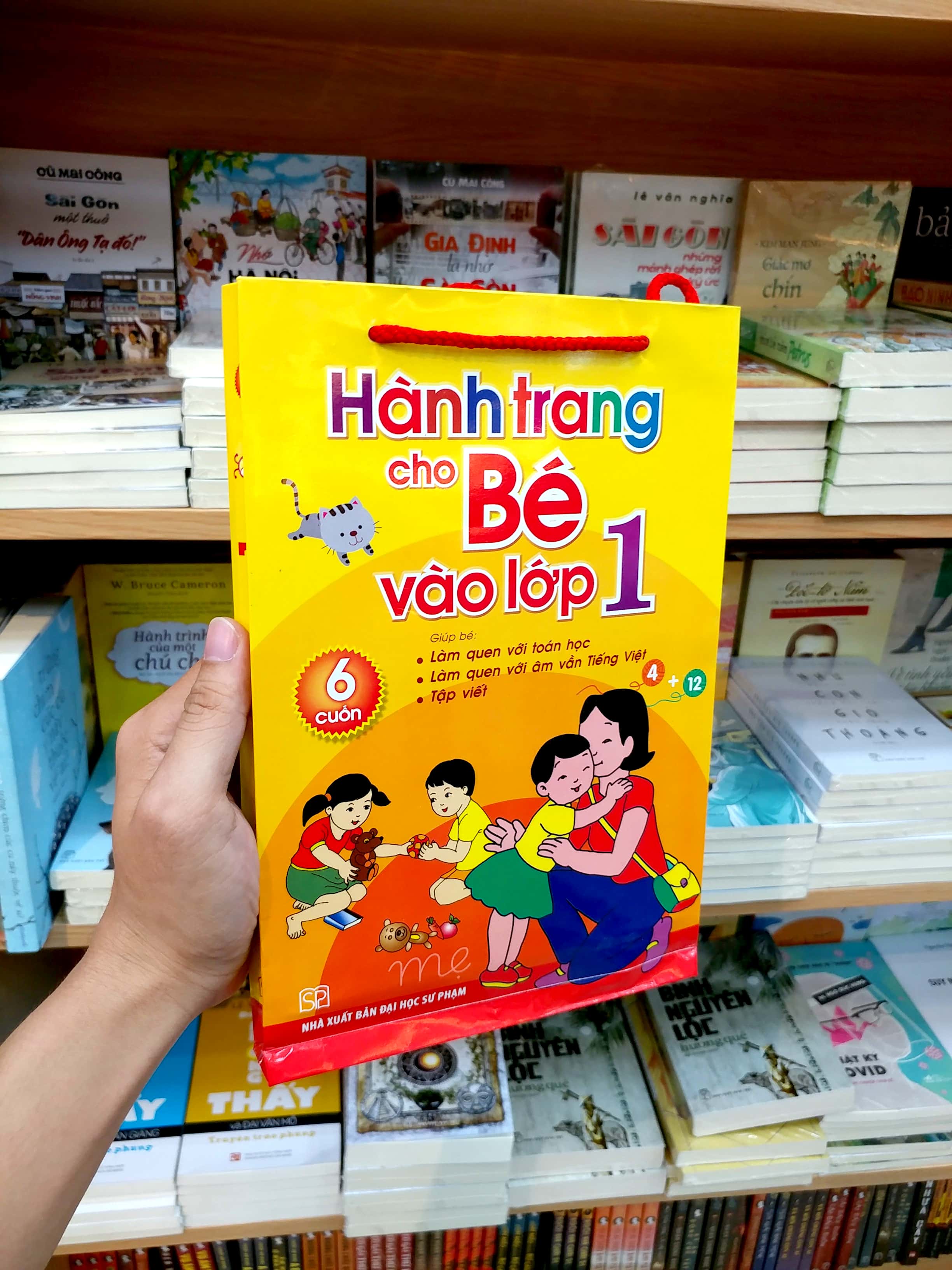hành trang cho bé vào lớp một ( túi 6 cuốn) (tái bản 2018)