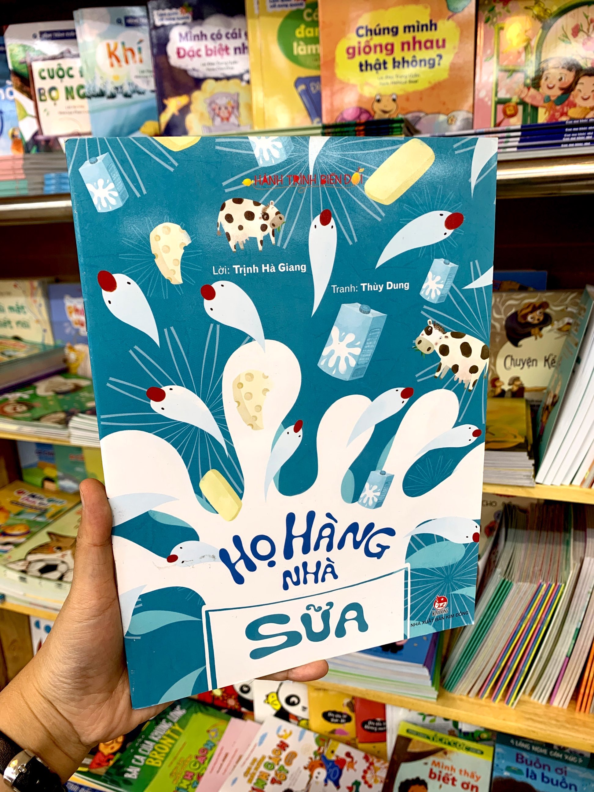 hành trình biến đổi - họ hàng nhà sữa (tái bản 2022)