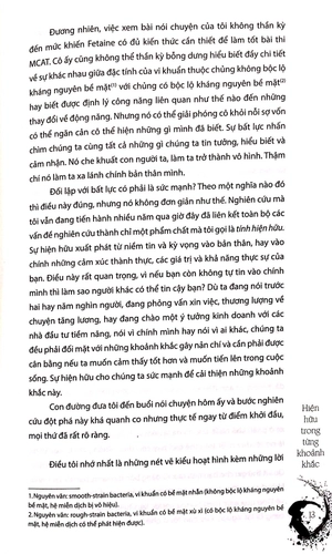 hiện hữu trong từng khoảnh khắc