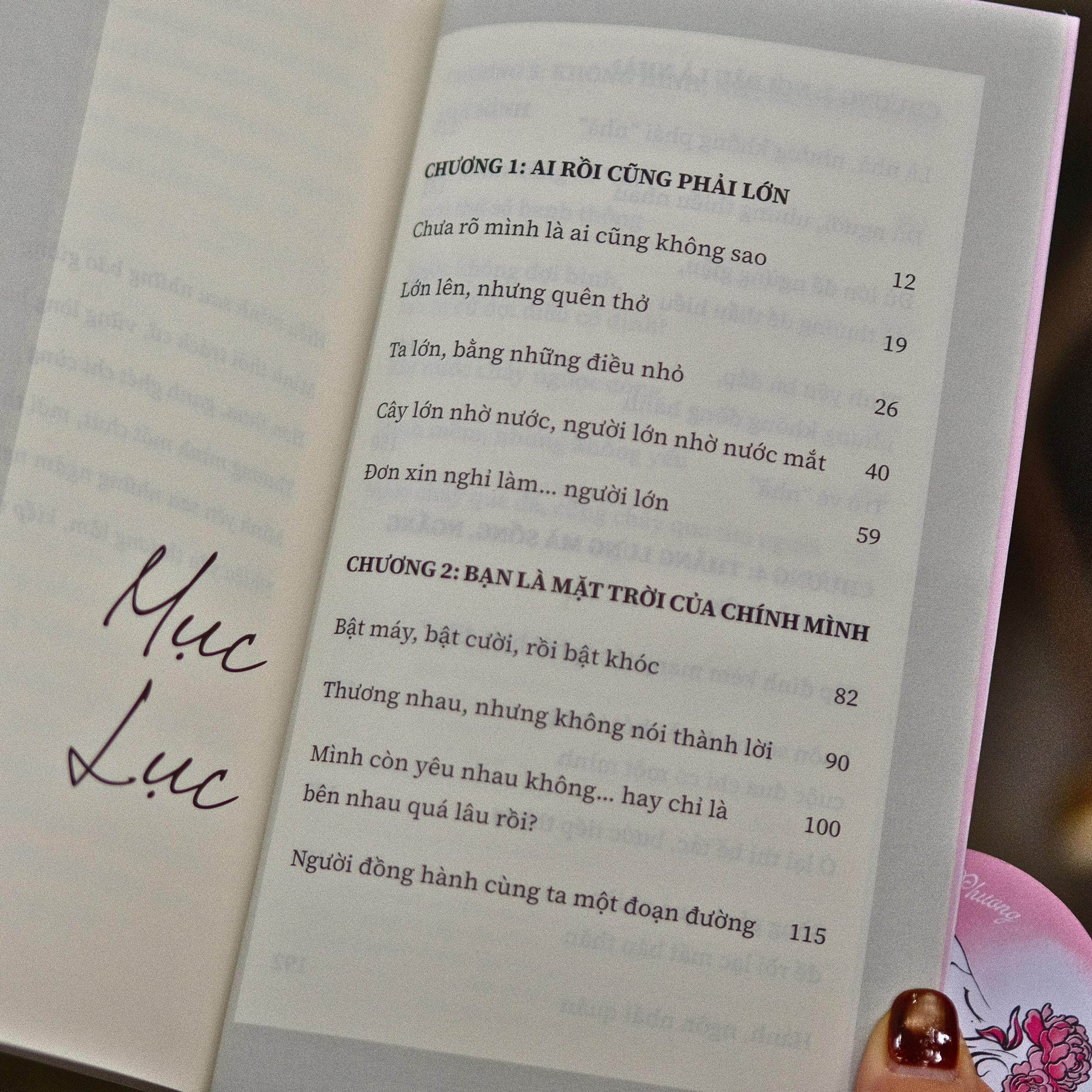 Hiểu Mình Hơn, Thương Mình Nhiều - Tặng Kèm Bookmark Tròn + Postcard