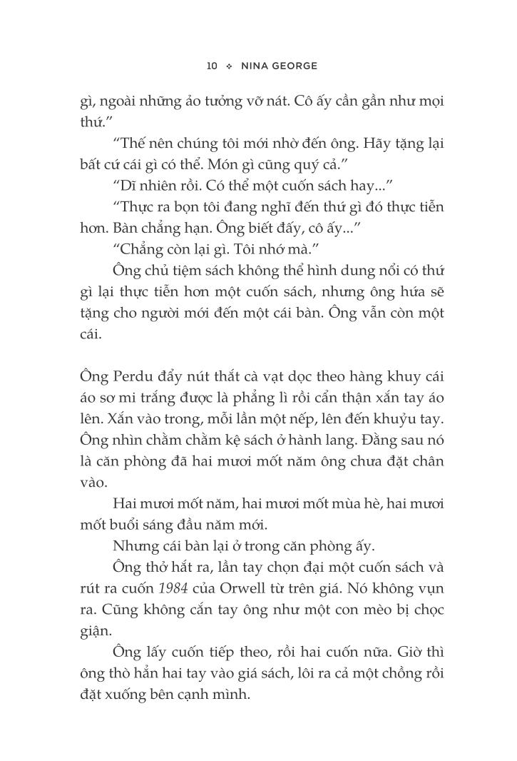 hiệu sách nhỏ ở paris