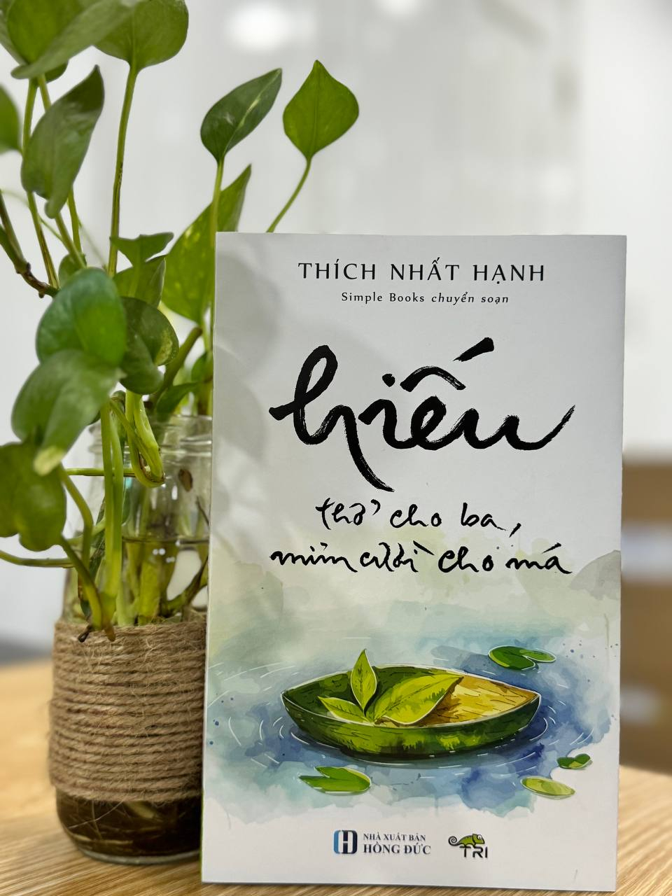 hiếu - thở cho ba, mỉm cười cho má