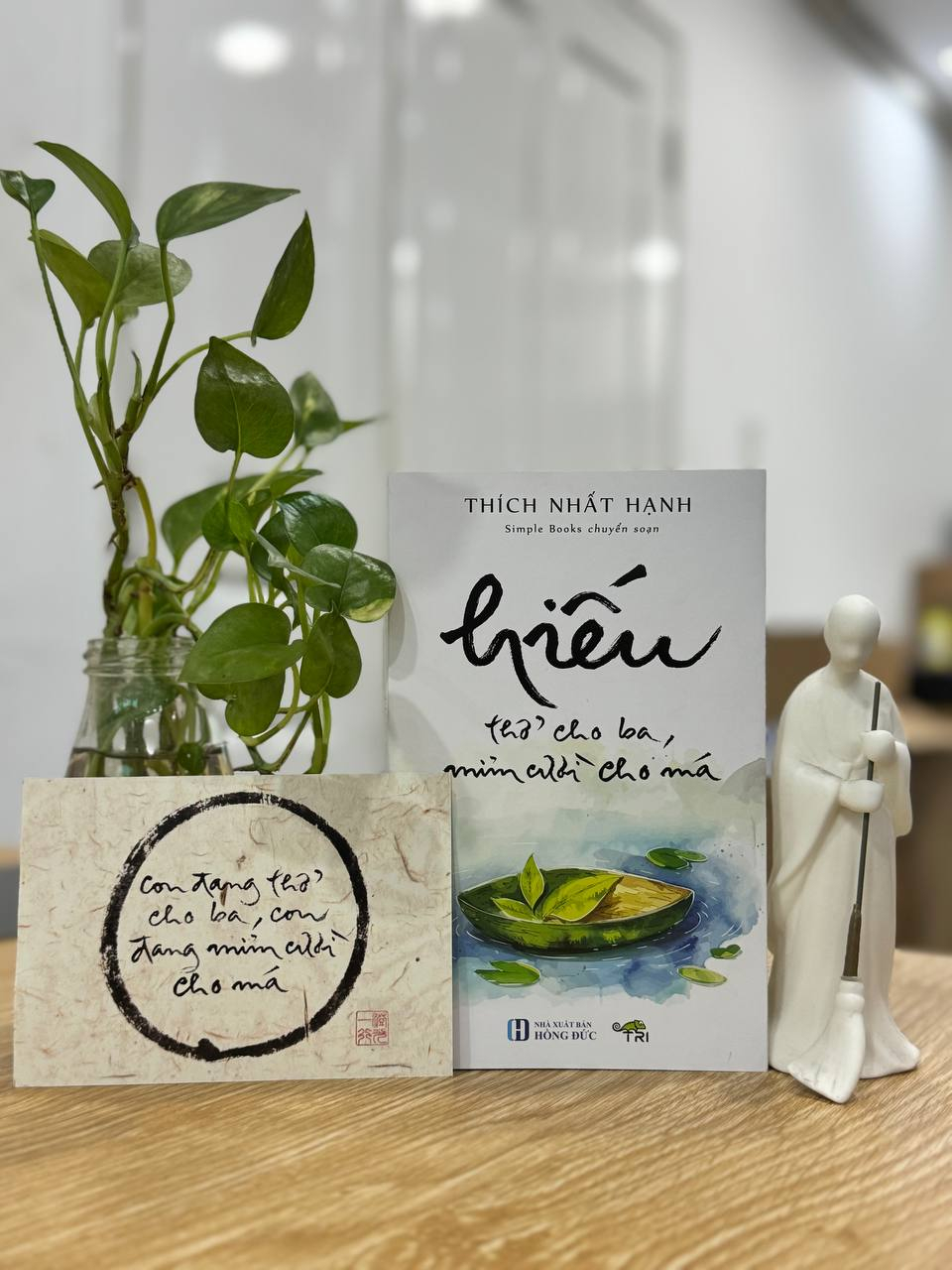 hiếu - thở cho ba, mỉm cười cho má