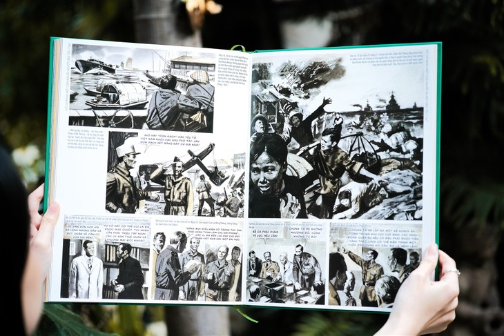 Ho Chi Minh - Mot Con Nguoi Va Mot Dan Toc - Bia Cung