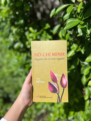 hồ chí minh - người tin ở con người
