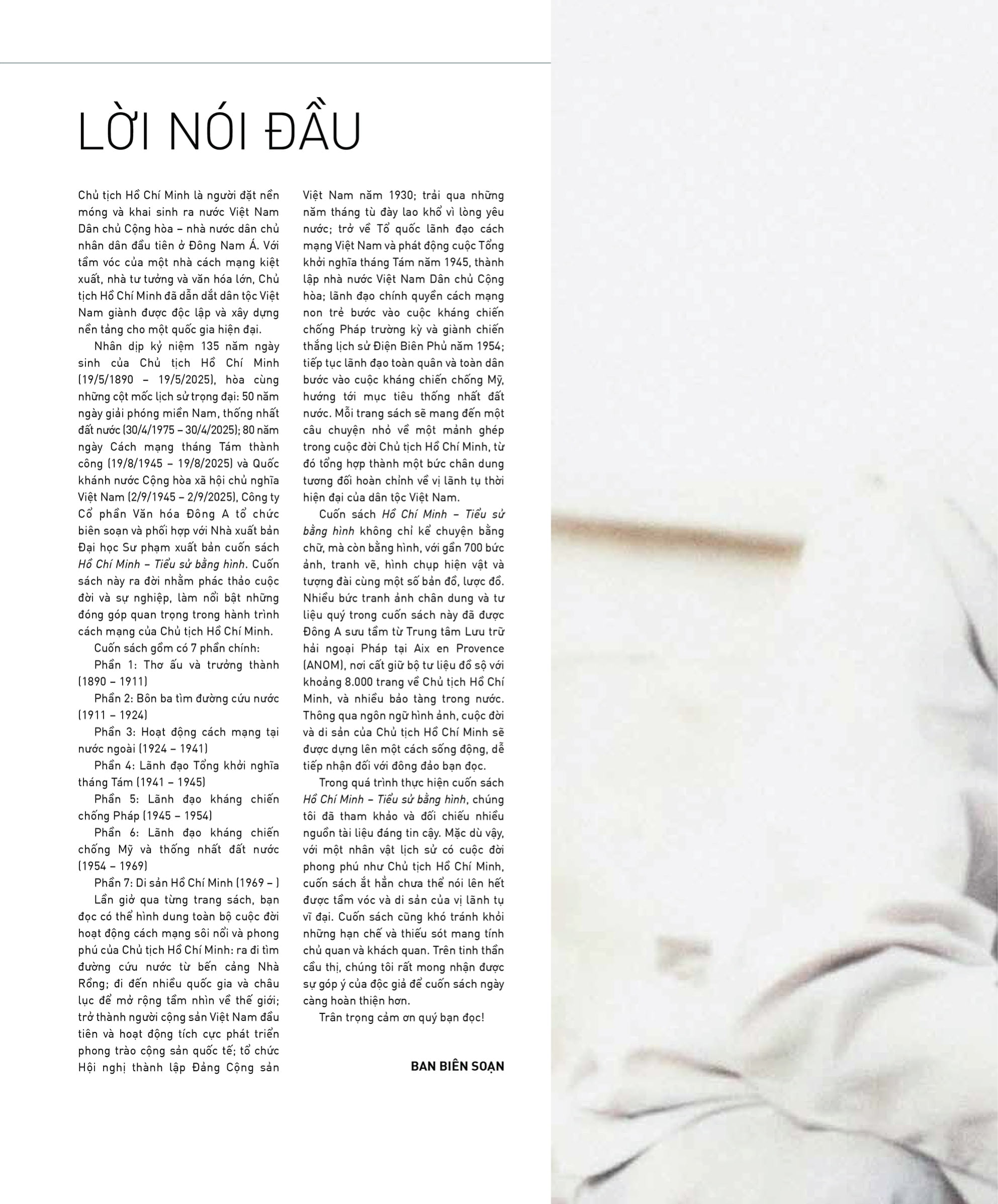 Ho Chi Minh - Tieu Su Bang Hinh - Bia Cung - Tang Kem 1 Bookmark + 4 Postcard