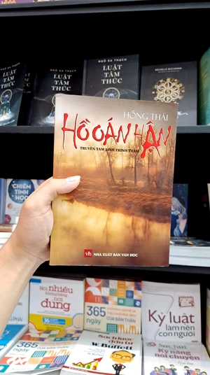 hồ oán hận