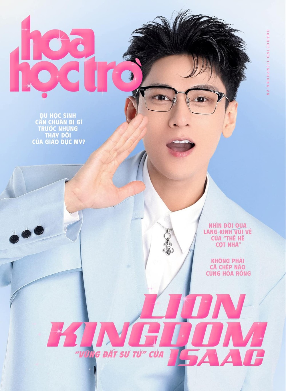 Hoa Hoc Tro - So 1455 - Nhin Doi Qua Lang Kinh Vui Ve Cua "The He Cot Nha"