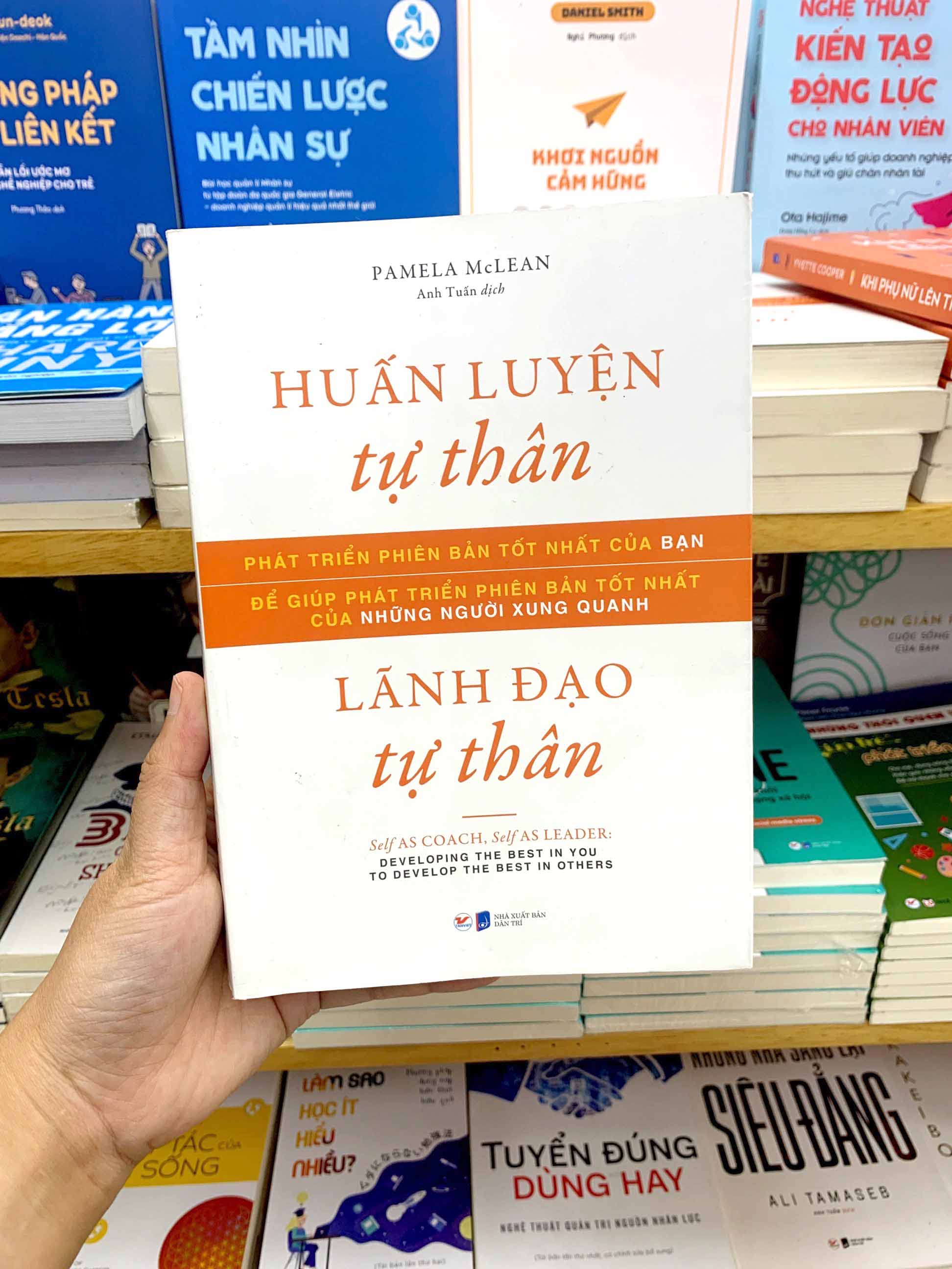 huấn luyện tự thân, lãnh đạo tự thân - self as coach, self as leader