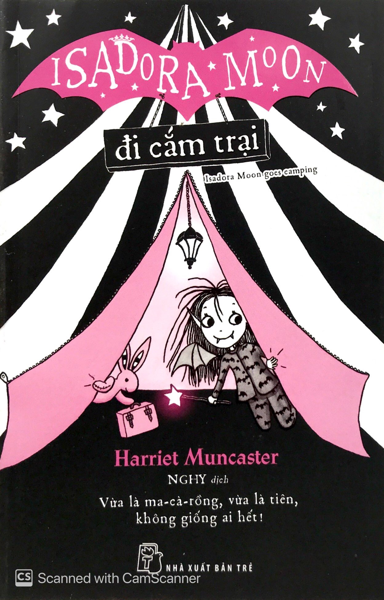 isadora moon đi cắm trại