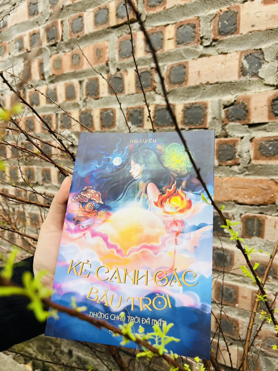 kẻ canh gác bầu trời - những chân trời đã mất