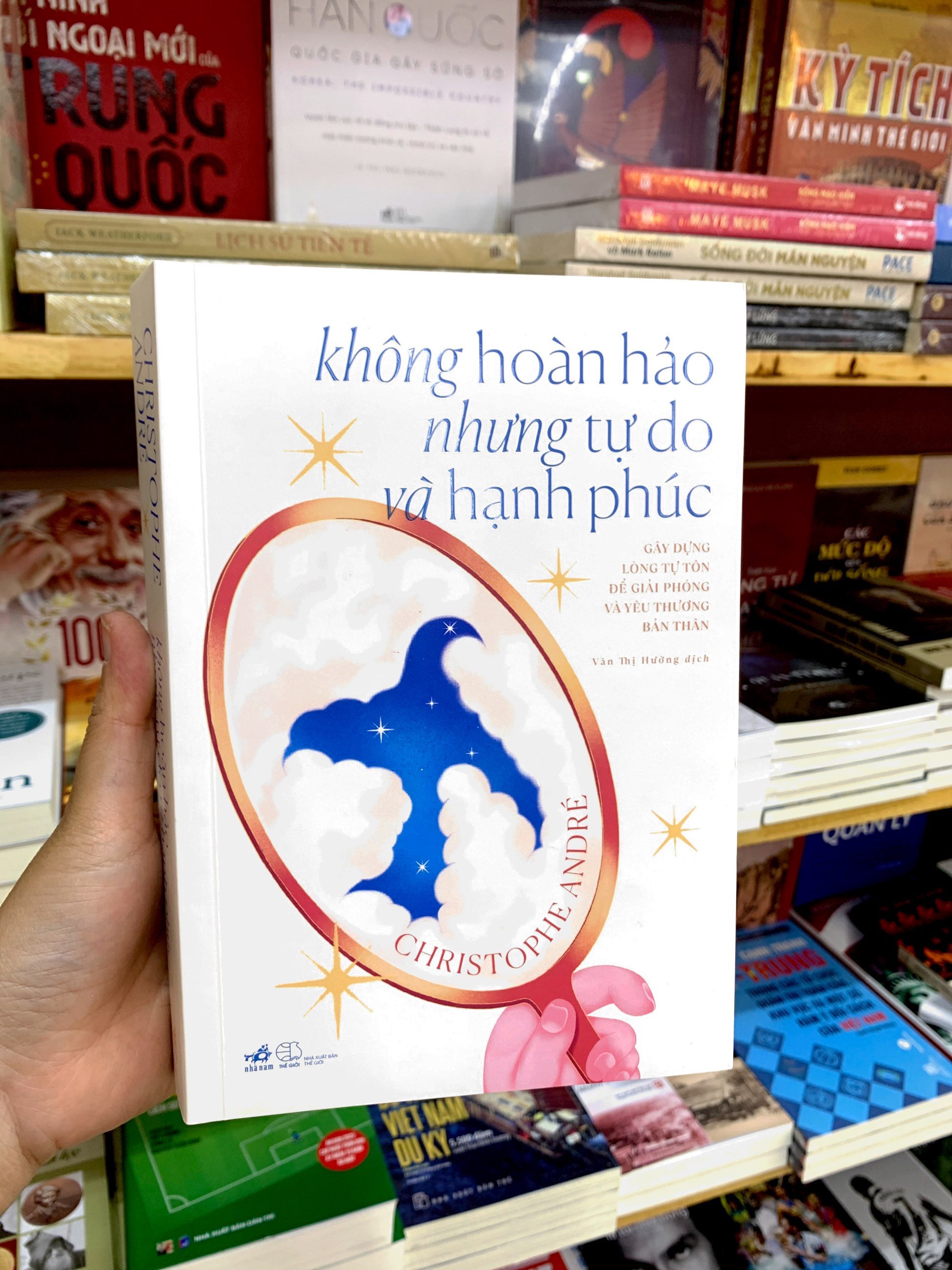 không hoàn hảo nhưng tự do và hạnh phúc