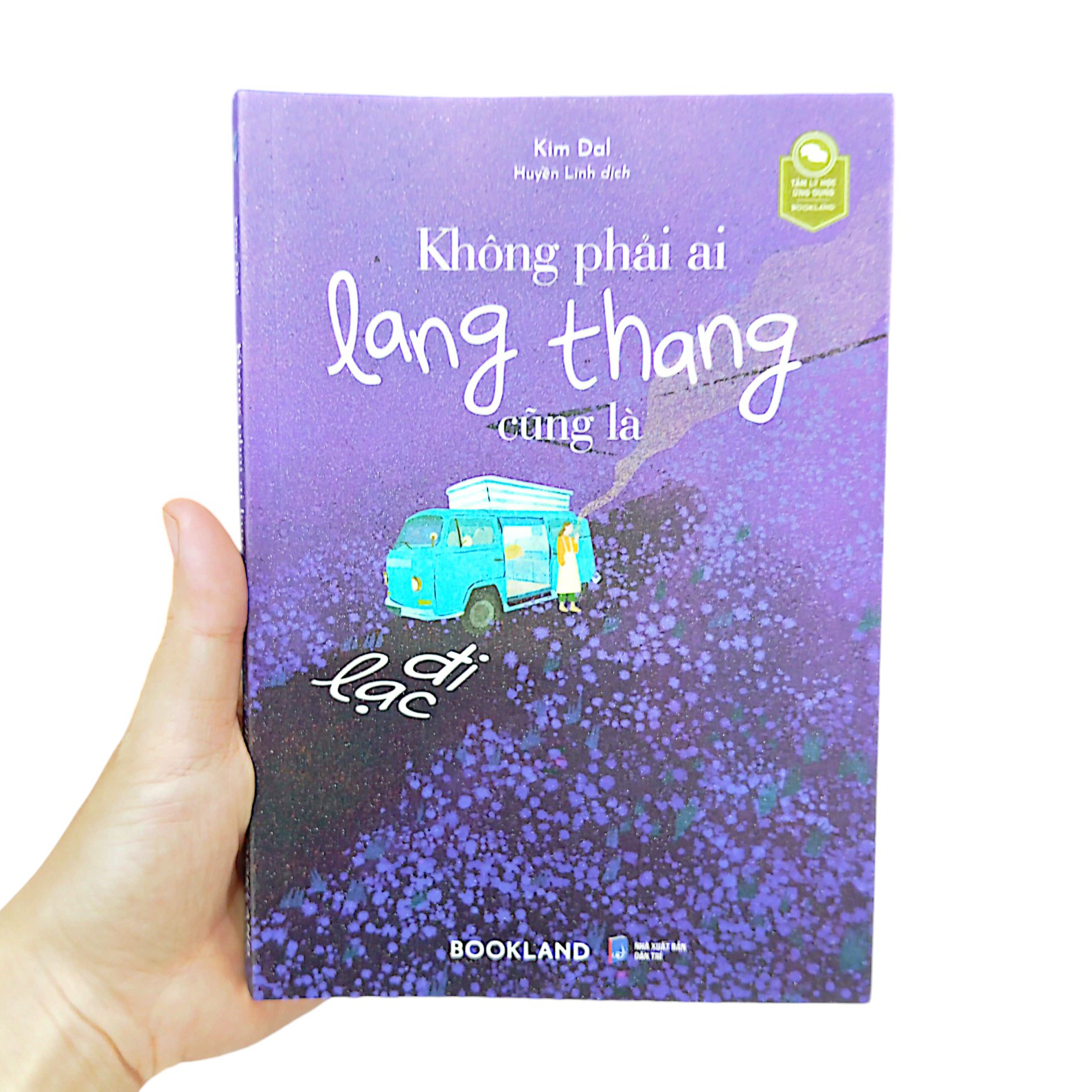 không phải ai lang thang cũng là đi lạc