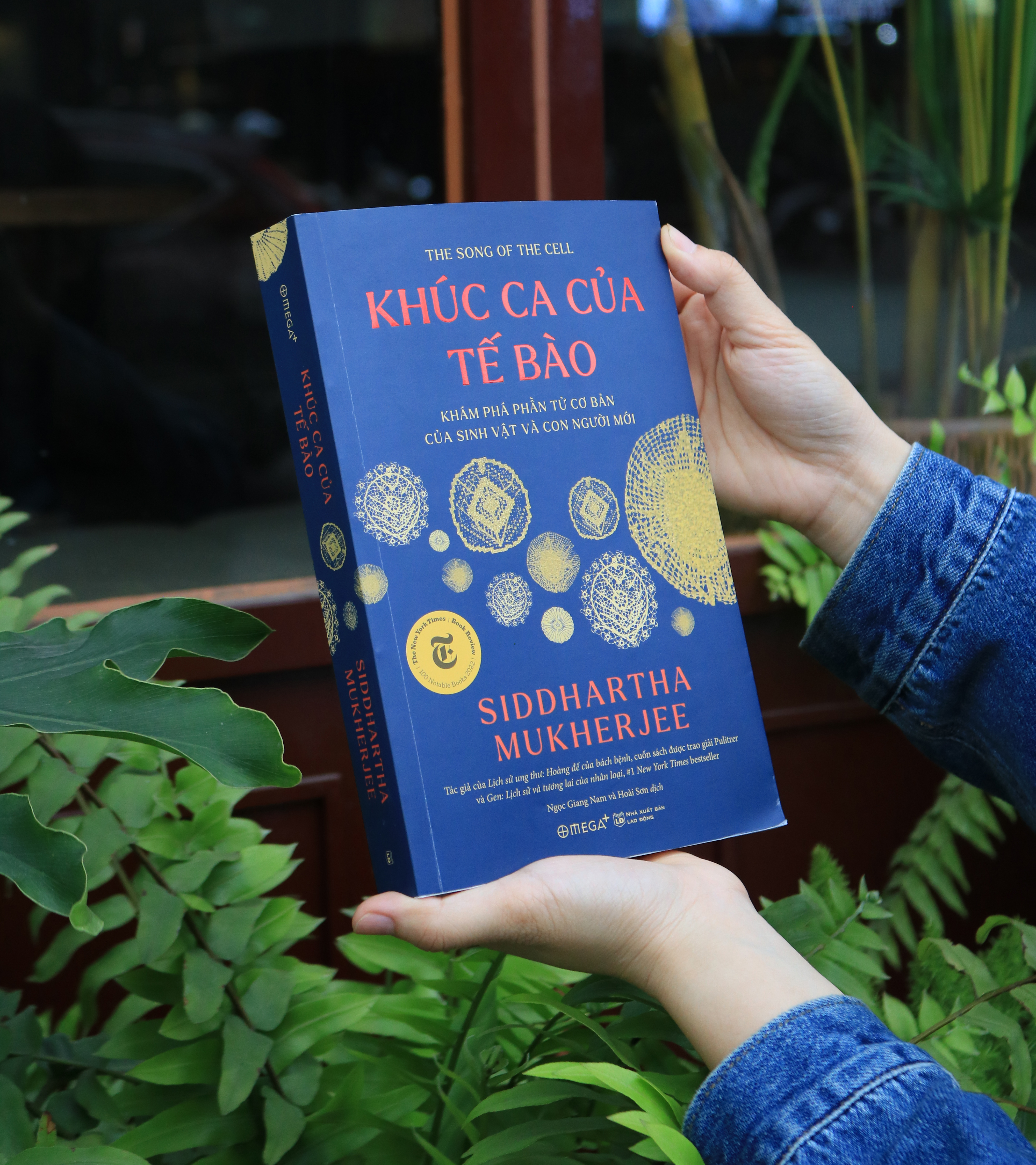 khúc ca của tế bào - khám phá phần tử cơ bản của sinh vật và con người mới - bìa cứng