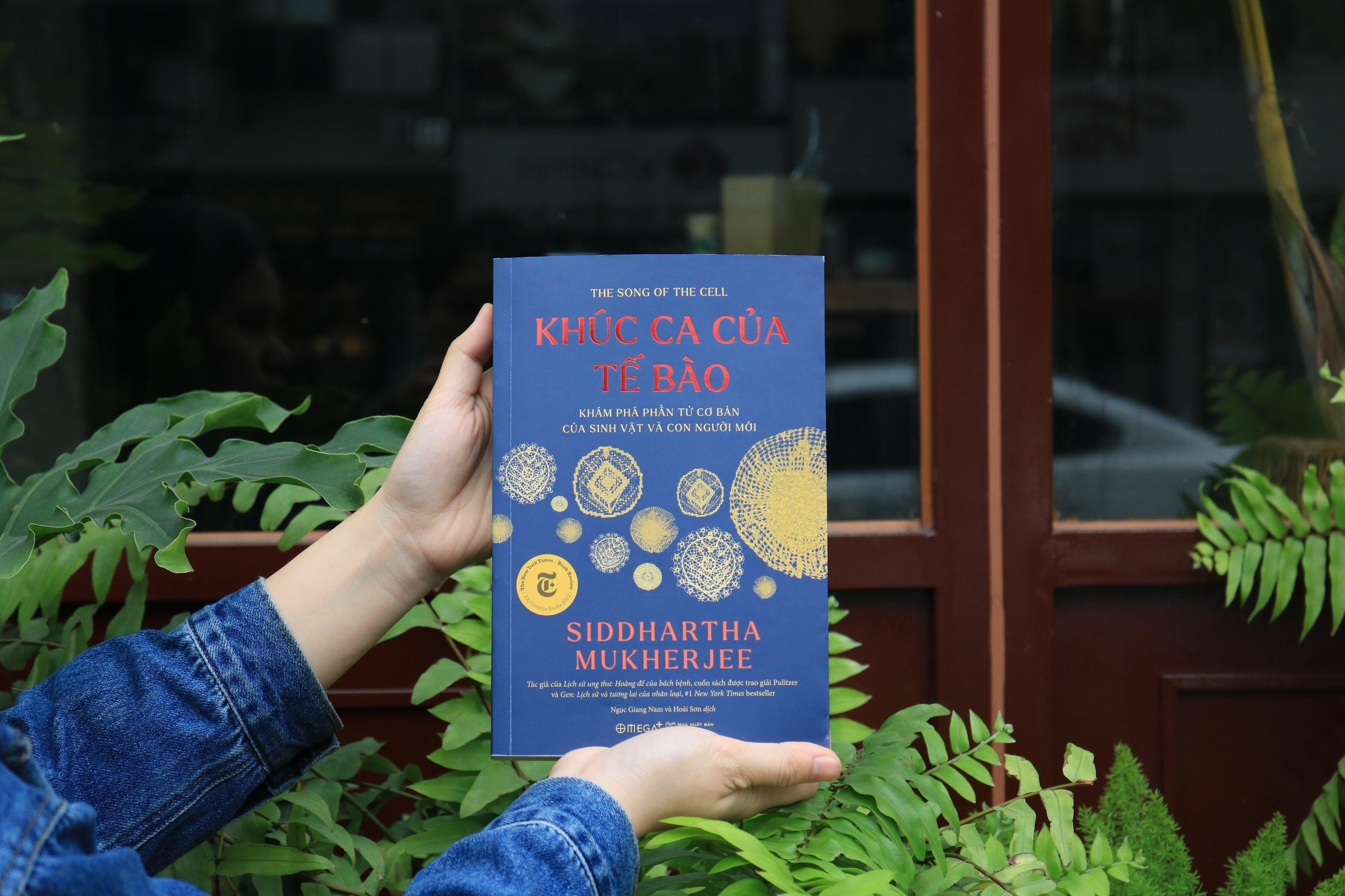 khúc ca của tế bào - khám phá phần tử cơ bản của sinh vật và con người mới - bìa cứng