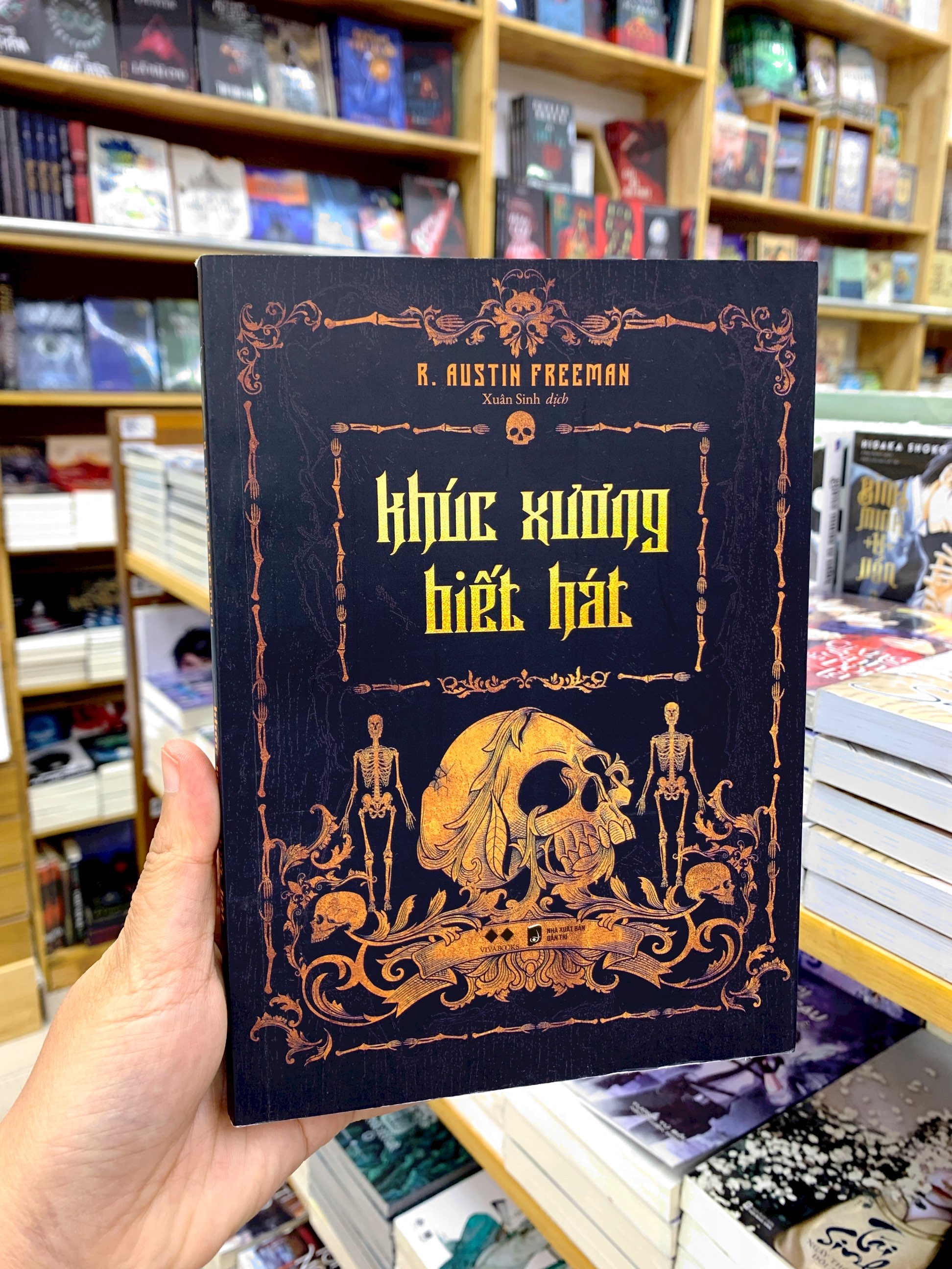 khúc xương biết hát