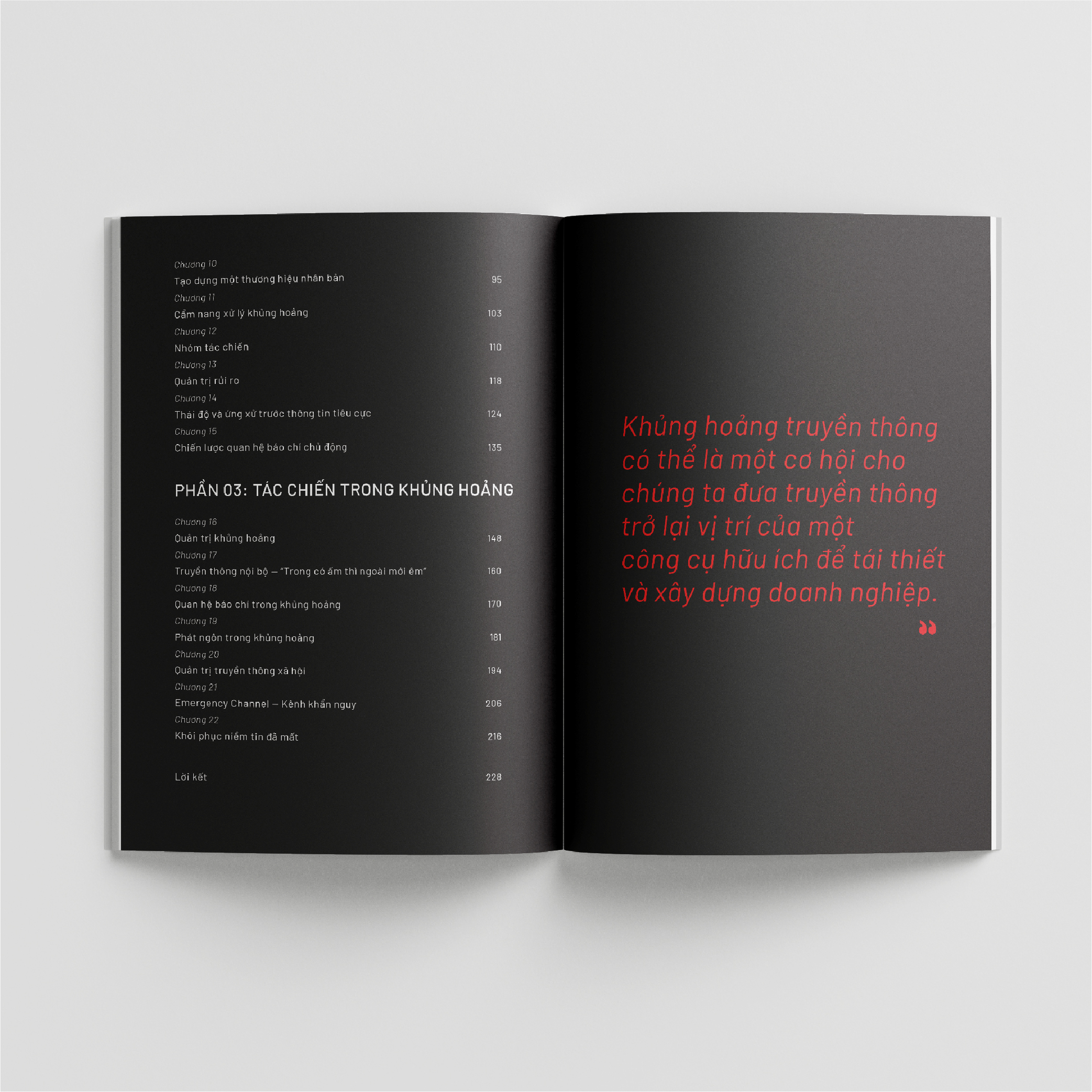 khủng hoảng không bắt đầu từ truyền thông