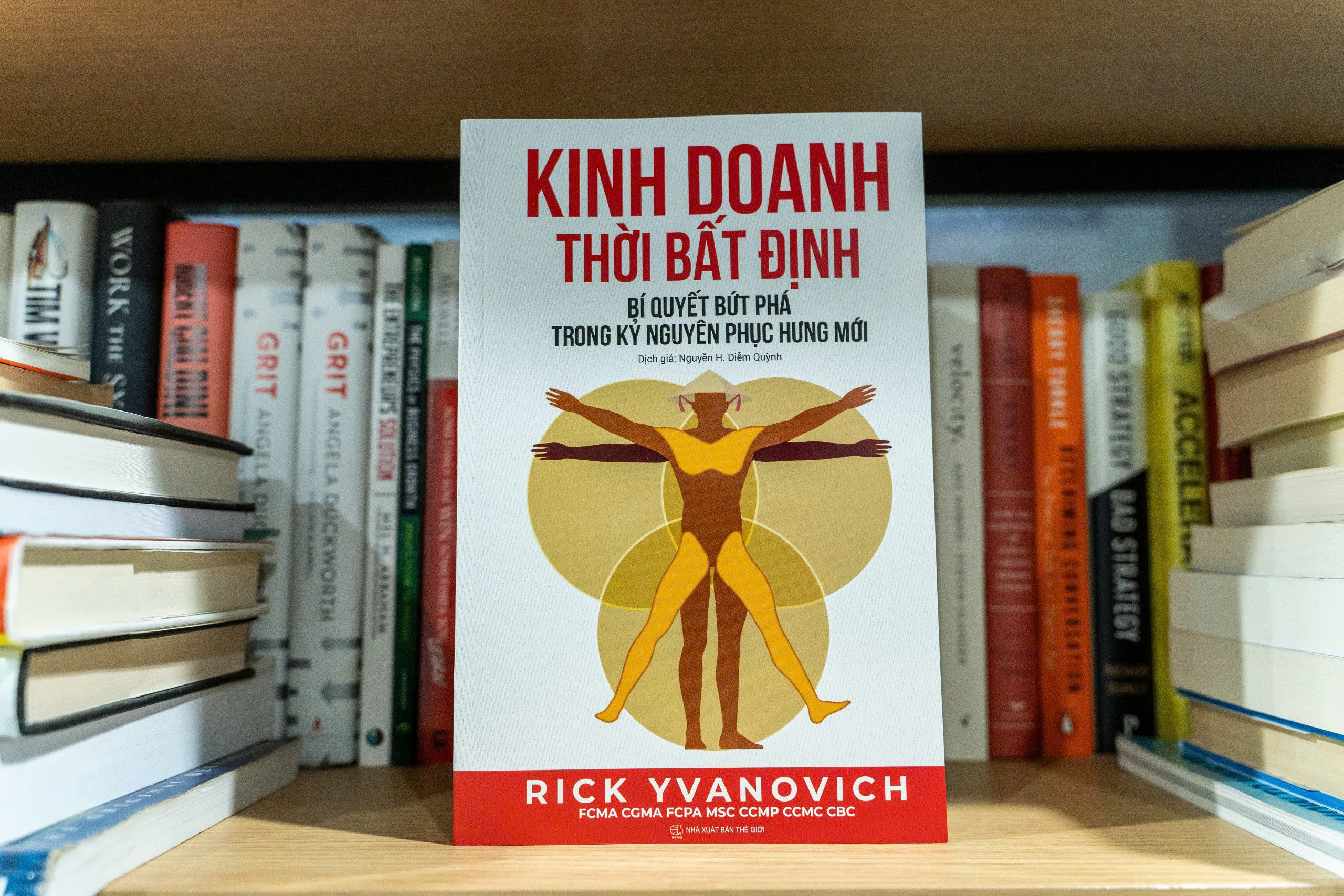 Kinh Doanh Thoi Bat Dinh - Bi Quyet But Pha Trong Ky Nguyen Phuc Hung Moi