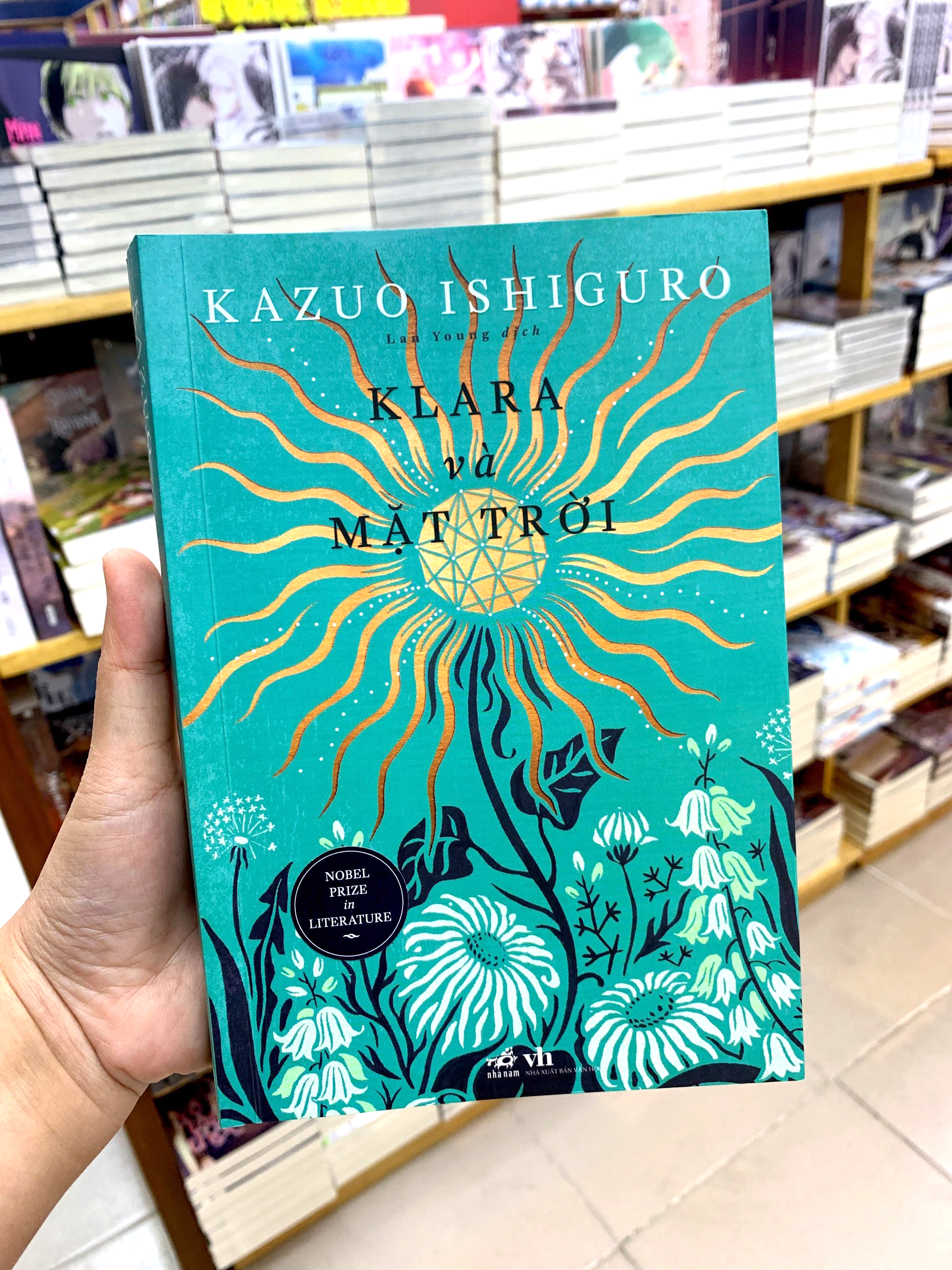 klara và mặt trời