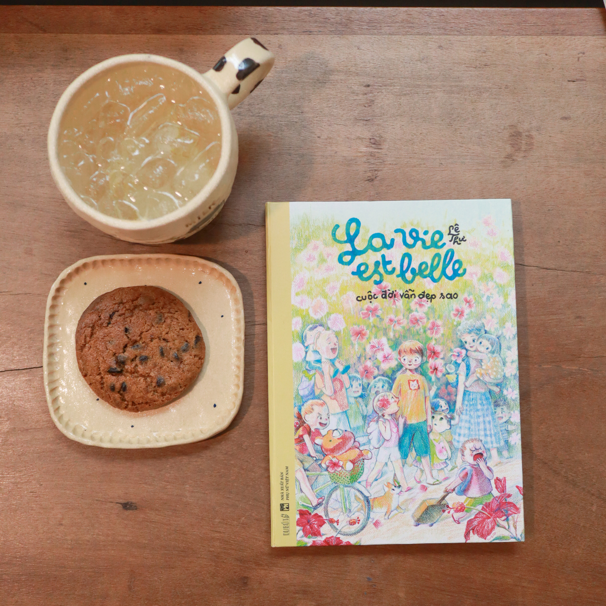 La Vie Est Belle - Cuoc Doi Van Dep Sao - Bia Cung