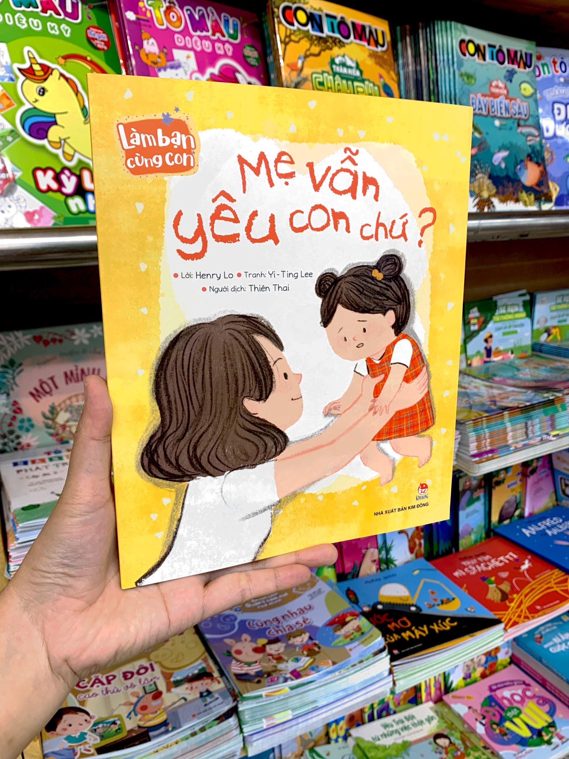 làm bạn cùng con - mẹ vẫn yêu con chứ?