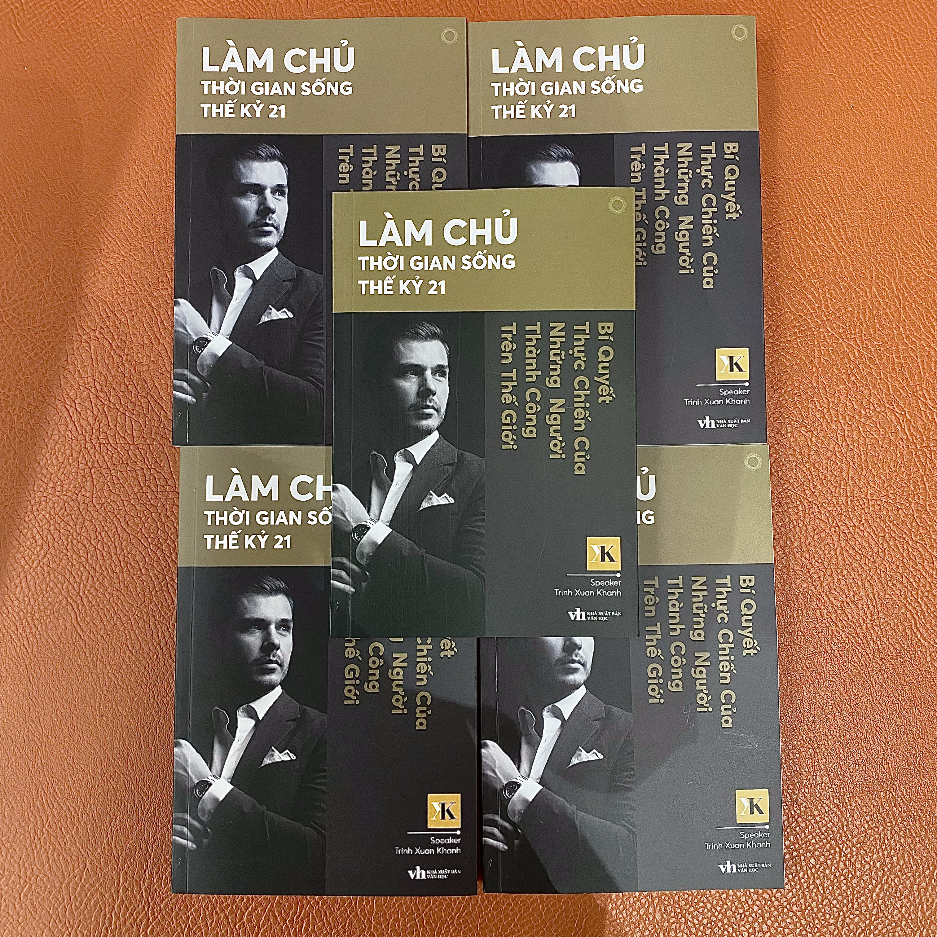 Lam Chu Thoi Gian Song The Ky 21 - Bi Quyet Thuc Chien Cua Nhung Nguoi Thanh Cong Tren The Gioi