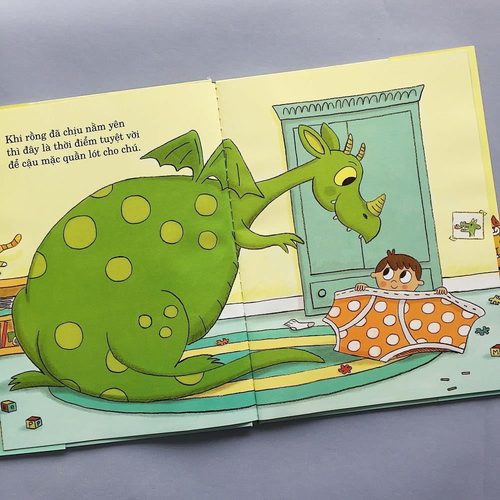 làm sao để mặc quần áo cho một chú rồng