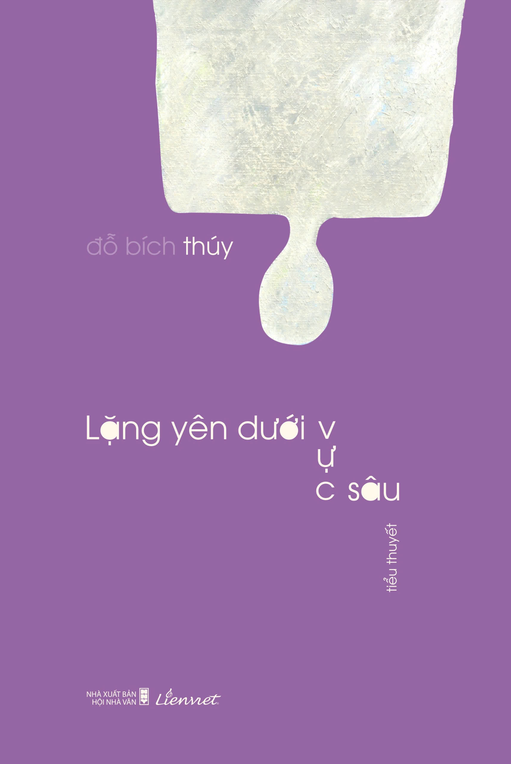 lặng yên dưới vực sâu