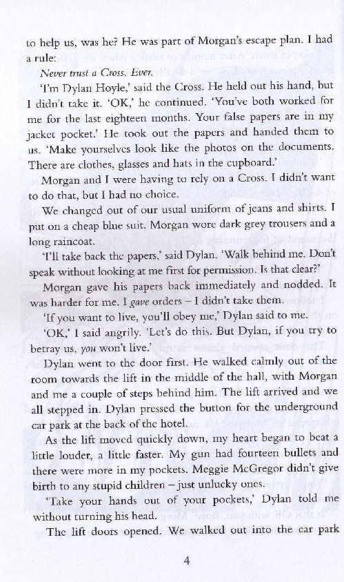 level 4: knife edge book and mp3 pack (pearson english graded readers)