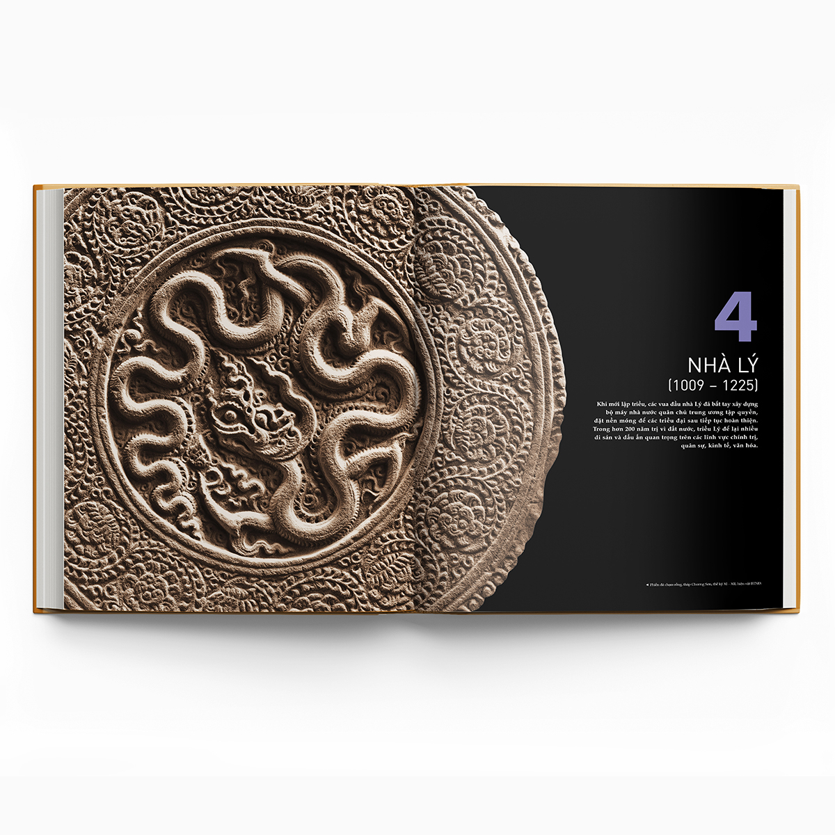 lịch sử việt nam bằng hình - bìa cứng - tặng kèm 1 bookmark + 4 postcard