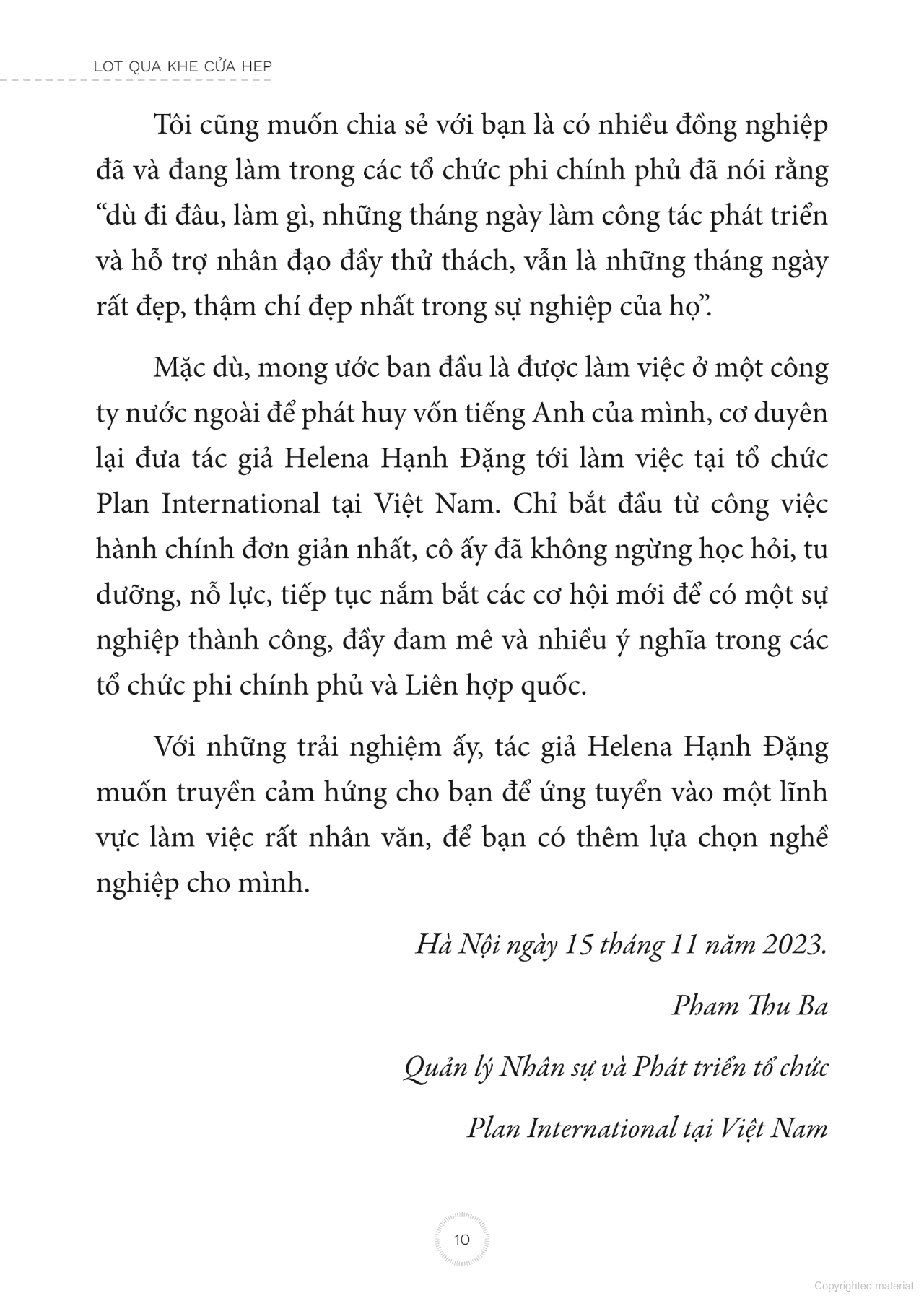 lọt qua khe cửa hẹp