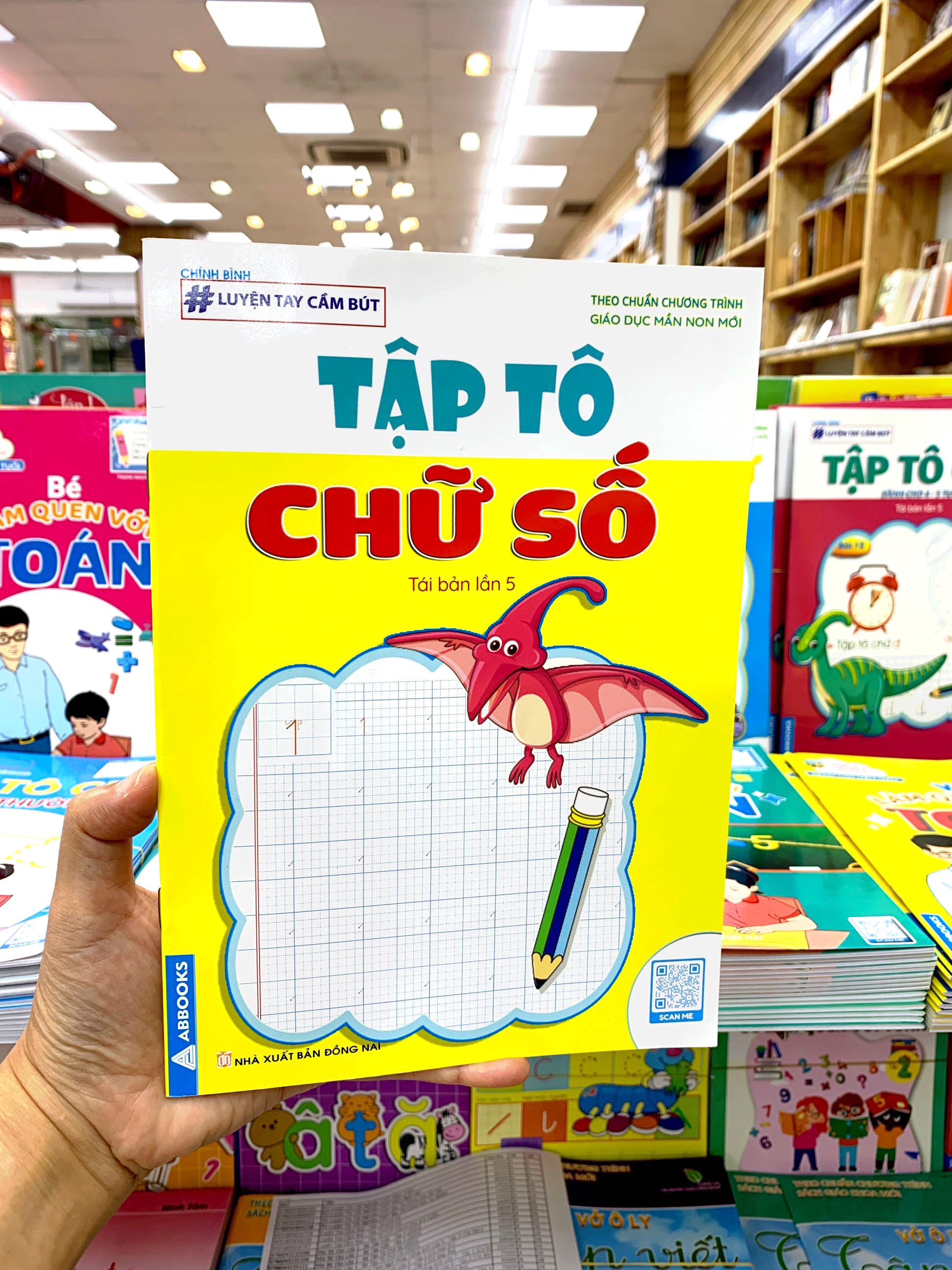 luyện tay cầm bút - tập tô chữ số