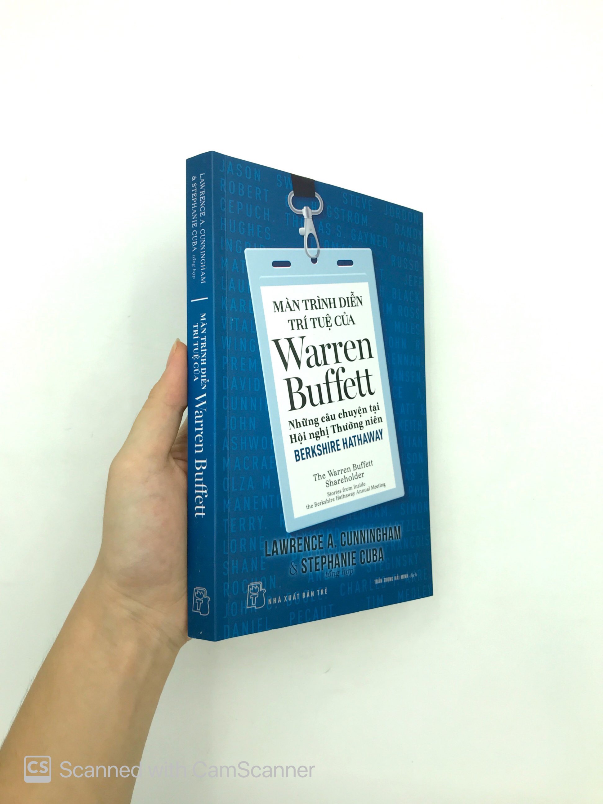 màn trình diễn trí tuệ của warren buffett - những câu chuyện tại hội nghị thường niên berkshire hathaway