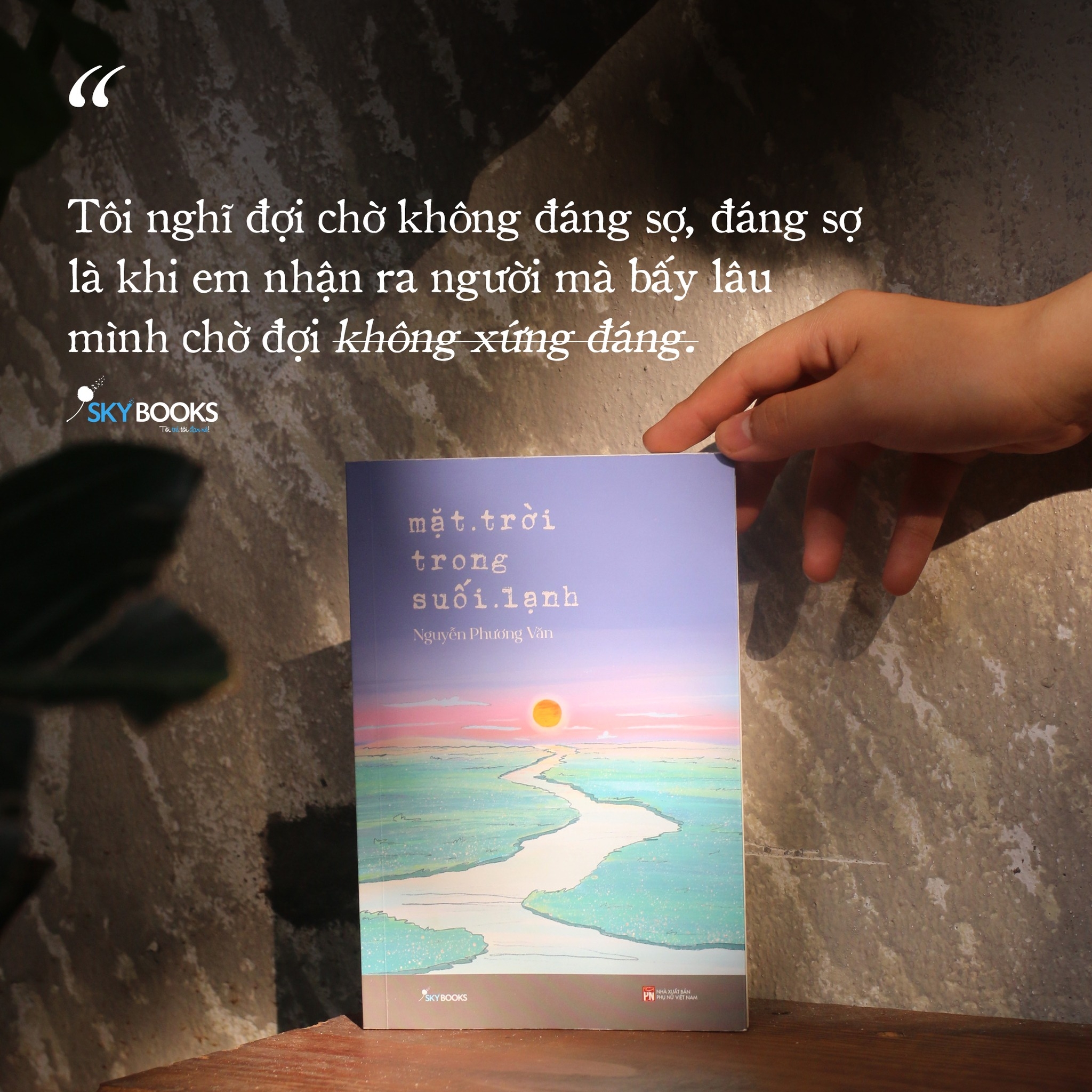 mặt trời trong suối lạnh