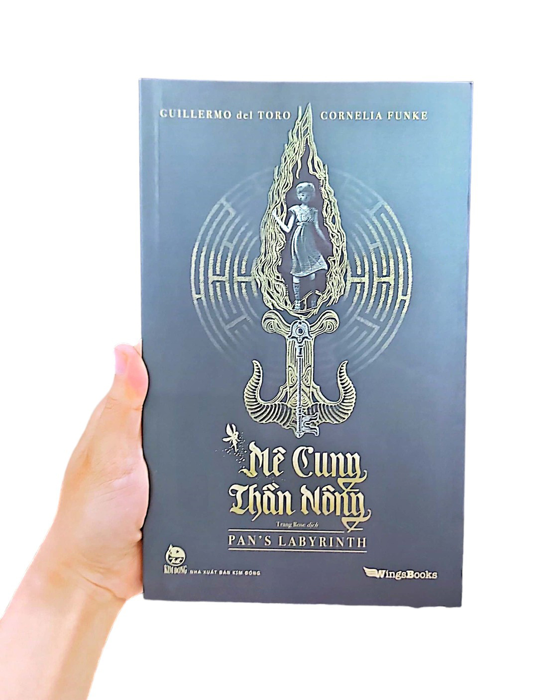 mê cung thần nông - pan's labyrinth - bìa mềm - tặng kèm bookmark
