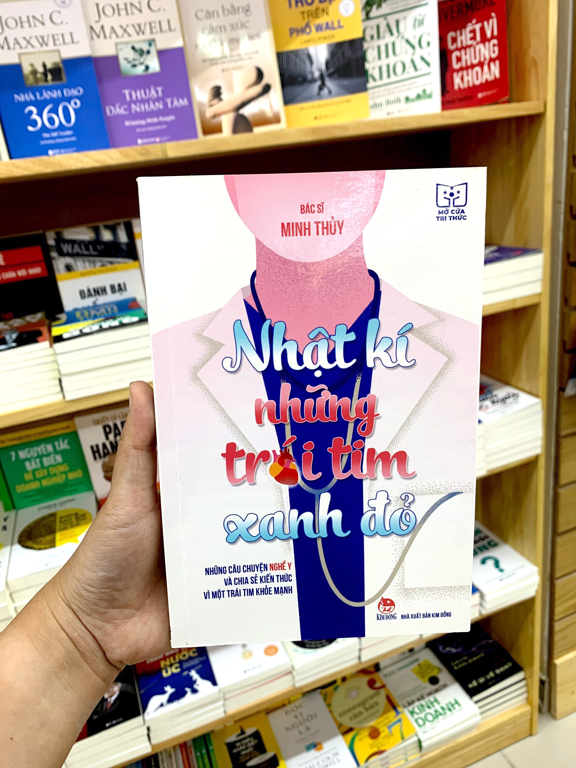 mở cửa tri thức - nhật kí những trái tim xanh đỏ - những câu chuyện nghề y và chia sẻ kiến thức vì một trái tim khỏe mạnh