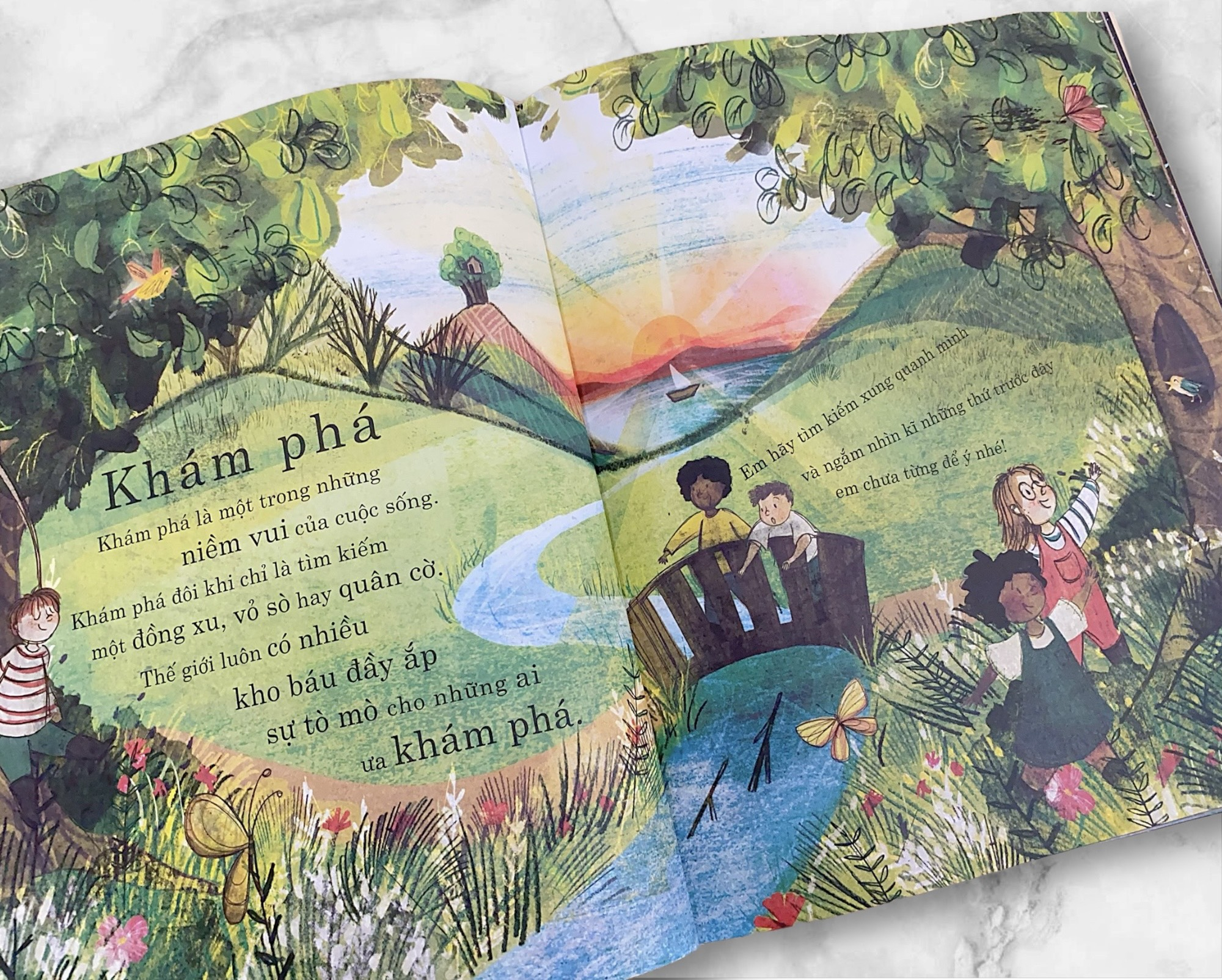 một cuốn sách về chánh niệm dành cho trẻ em - hạnh phúc bây giờ và ở đây